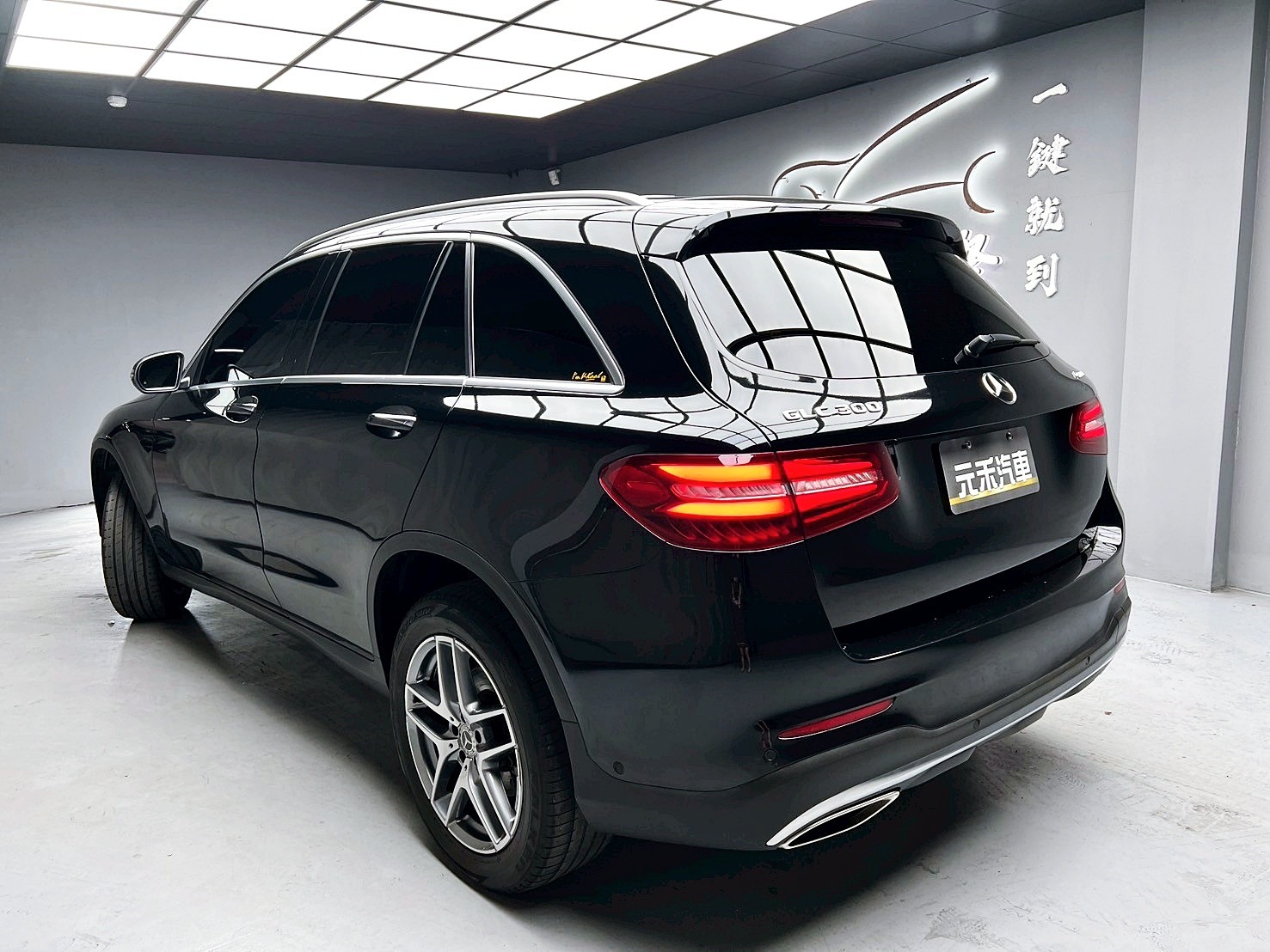 可回原廠 2017 Benz GLC300 4MATIC AMG Line X253型『小李經理』元禾國際車業/特價中/一鍵就到  第3張相片