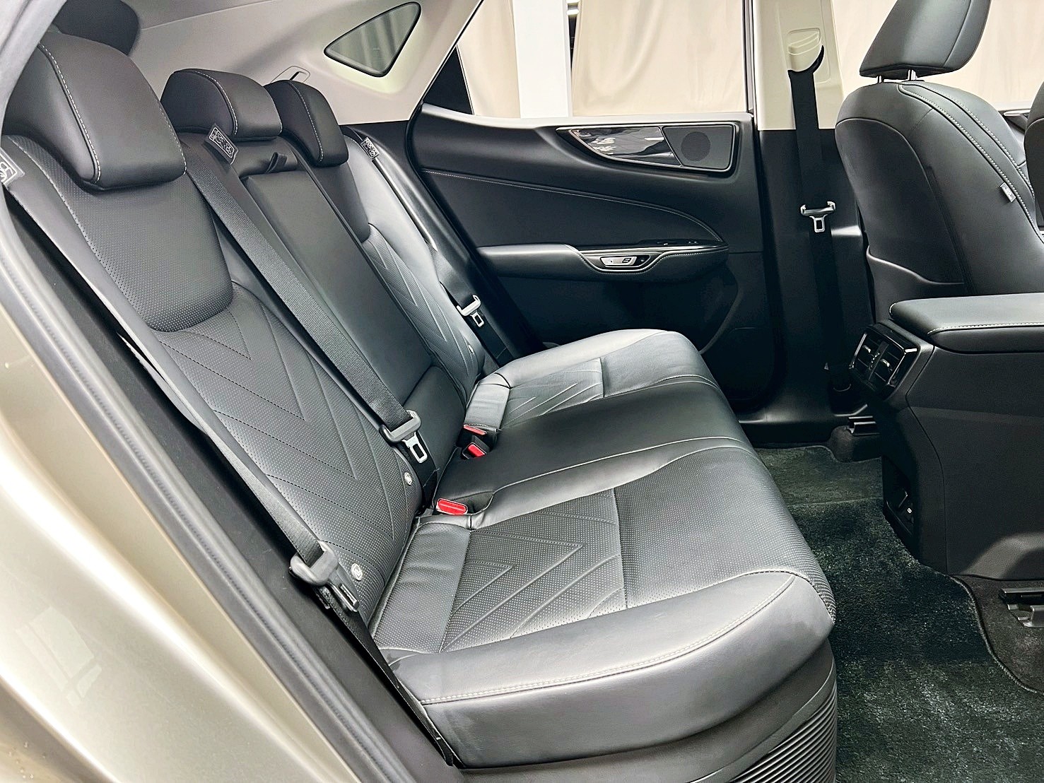 可回原廠 2022 Lexus NX350h 頂級版『小李經理』元禾國際車業/特價中/一鍵就到  第12張相片