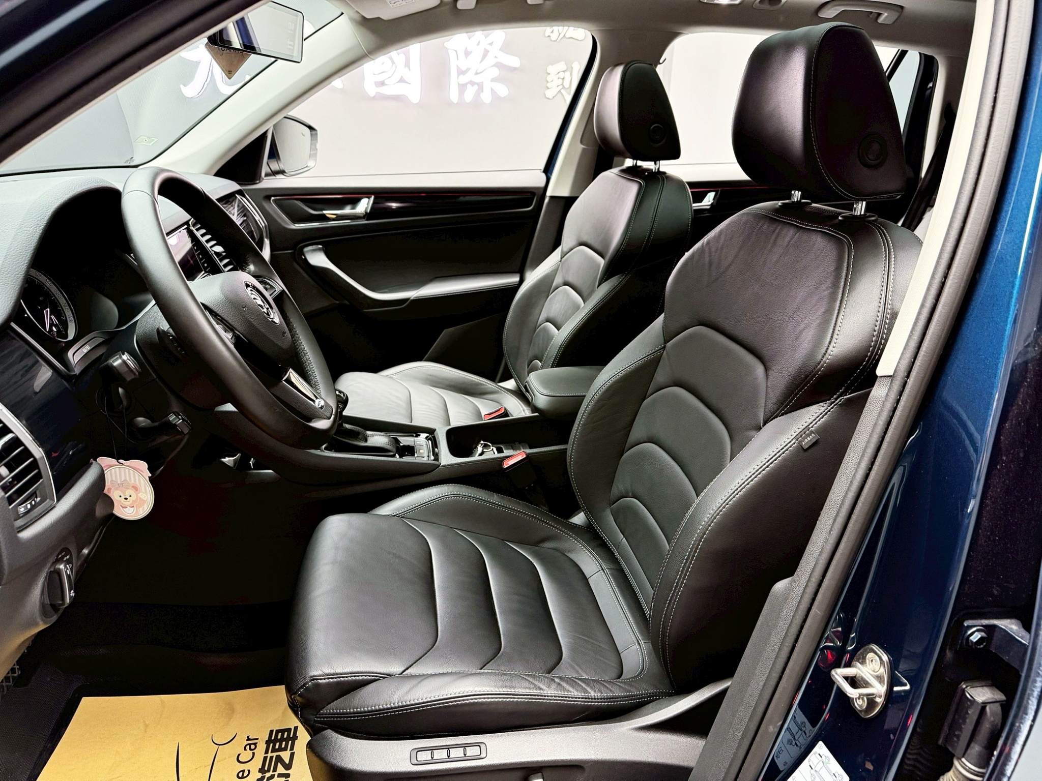 可回原廠 2019 Skoda Kodiaq TSI 4x4 七人座尊榮版『小李經理』元禾國際車業/特價中/一鍵就到  第14張相片