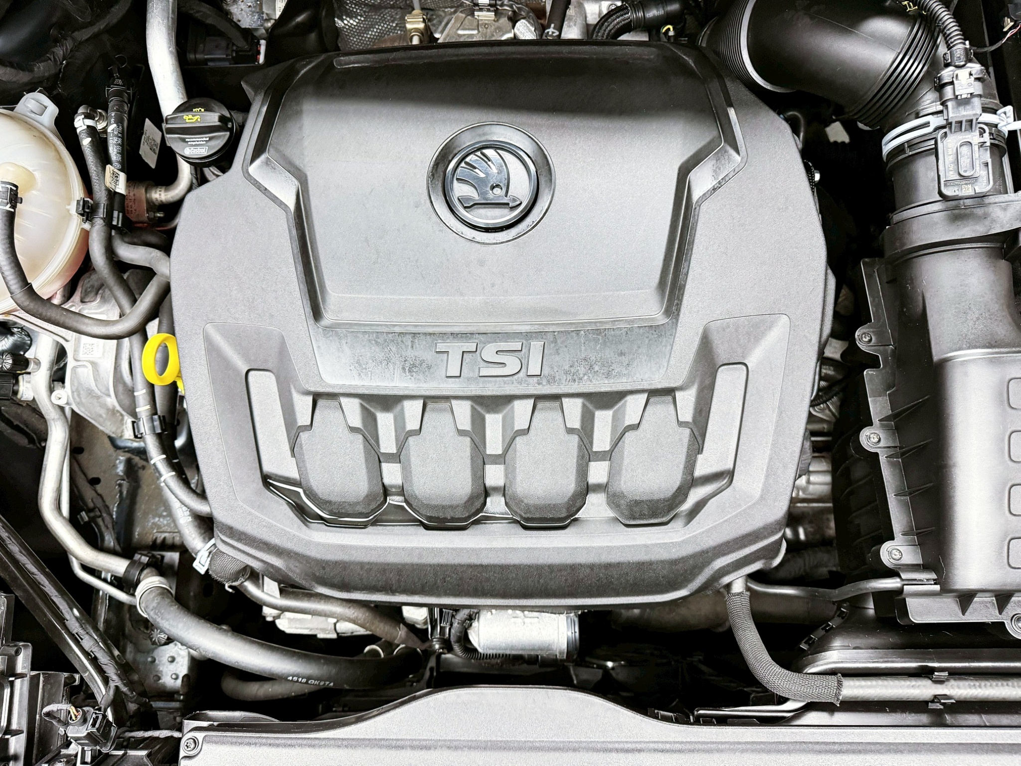 可回原廠 2019 Skoda Kodiaq TSI 4x4 七人座尊榮版『小李經理』元禾國際車業/特價中/一鍵就到  第15張相片