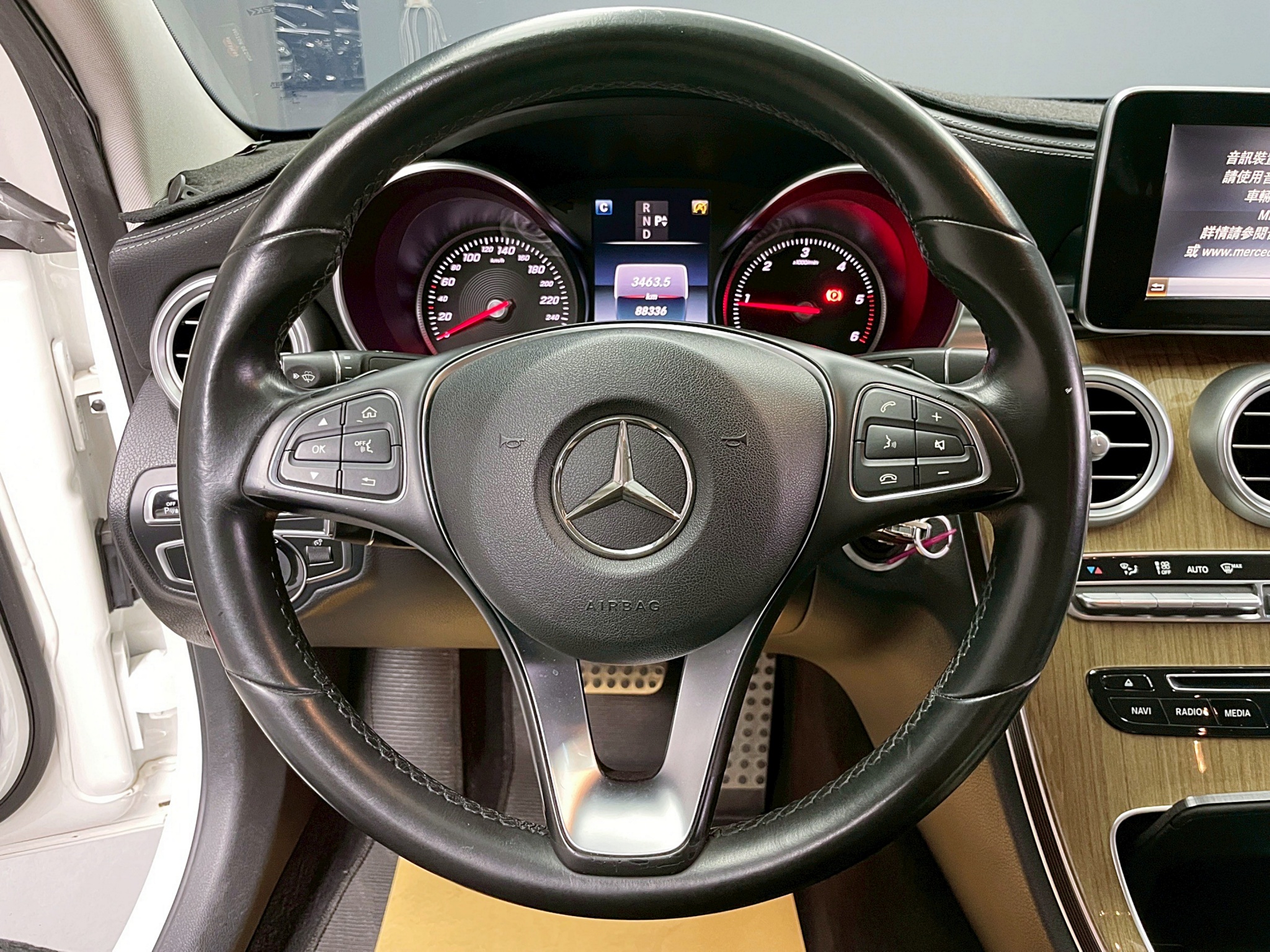 可回原廠 2015/16 Benz C200d Sedan W205型『小李經理』元禾國際車業/特價中/一鍵就到  第7張相片