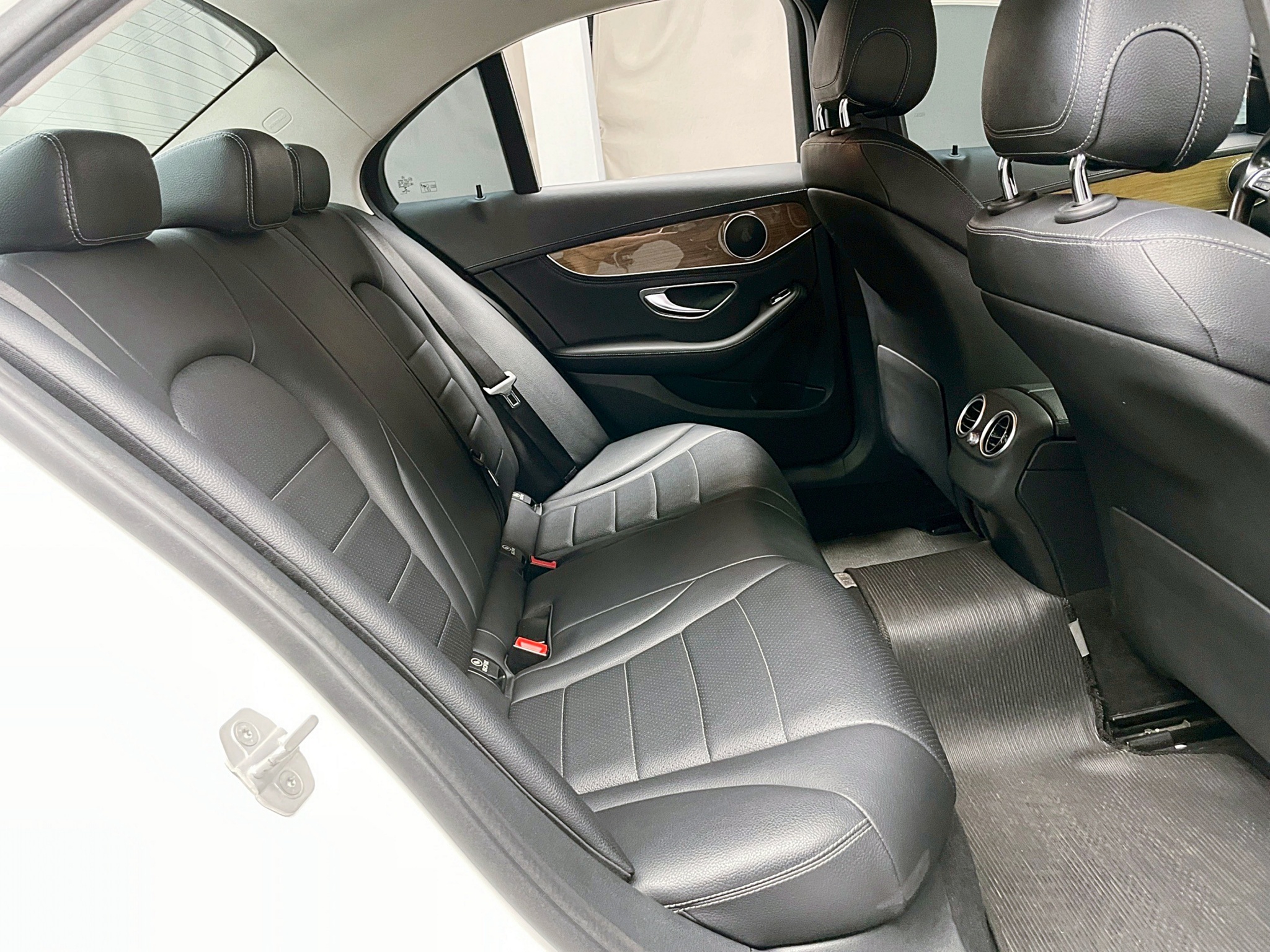 可回原廠 2015/16 Benz C200d Sedan W205型『小李經理』元禾國際車業/特價中/一鍵就到  第12張相片