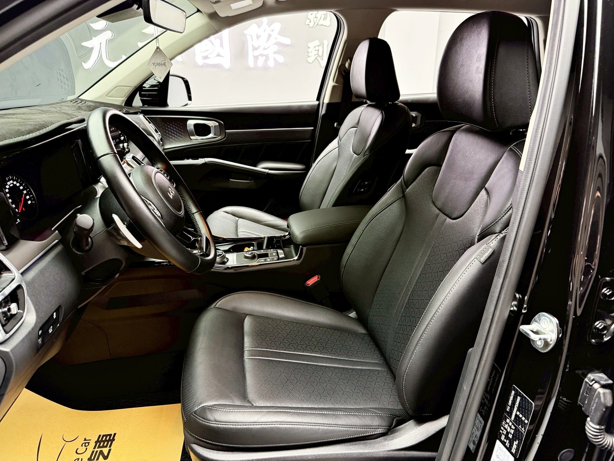 可回原廠 2023 Kia Sorento CRDi  六人座豪華版『小李經理』元禾國際車業/特價中/一鍵就到  第3張相片