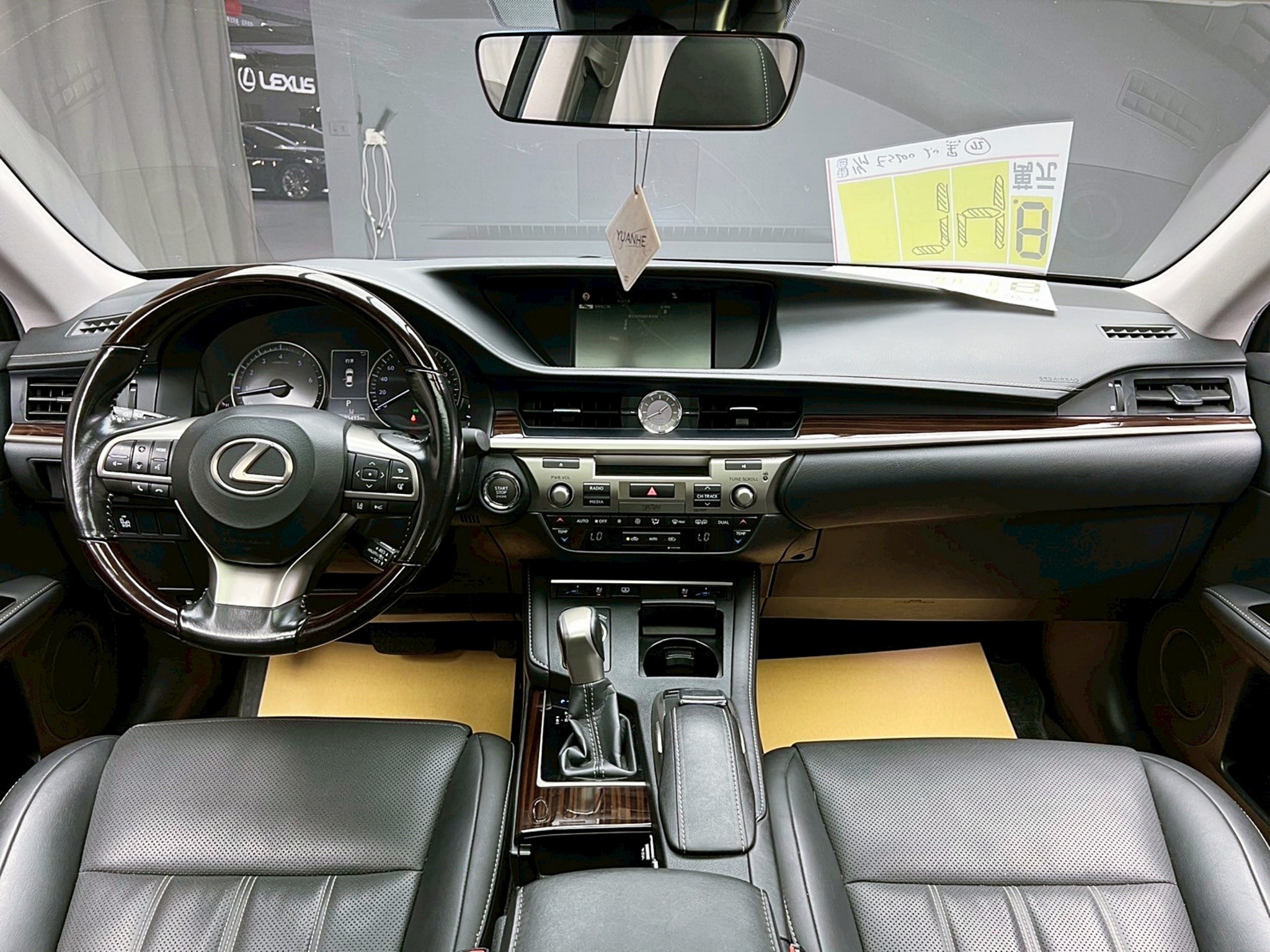 可回原廠 2016/17 Lexus ES200 旗艦版『小李經理』元禾國際車業/特價中/一鍵就到  第10張相片