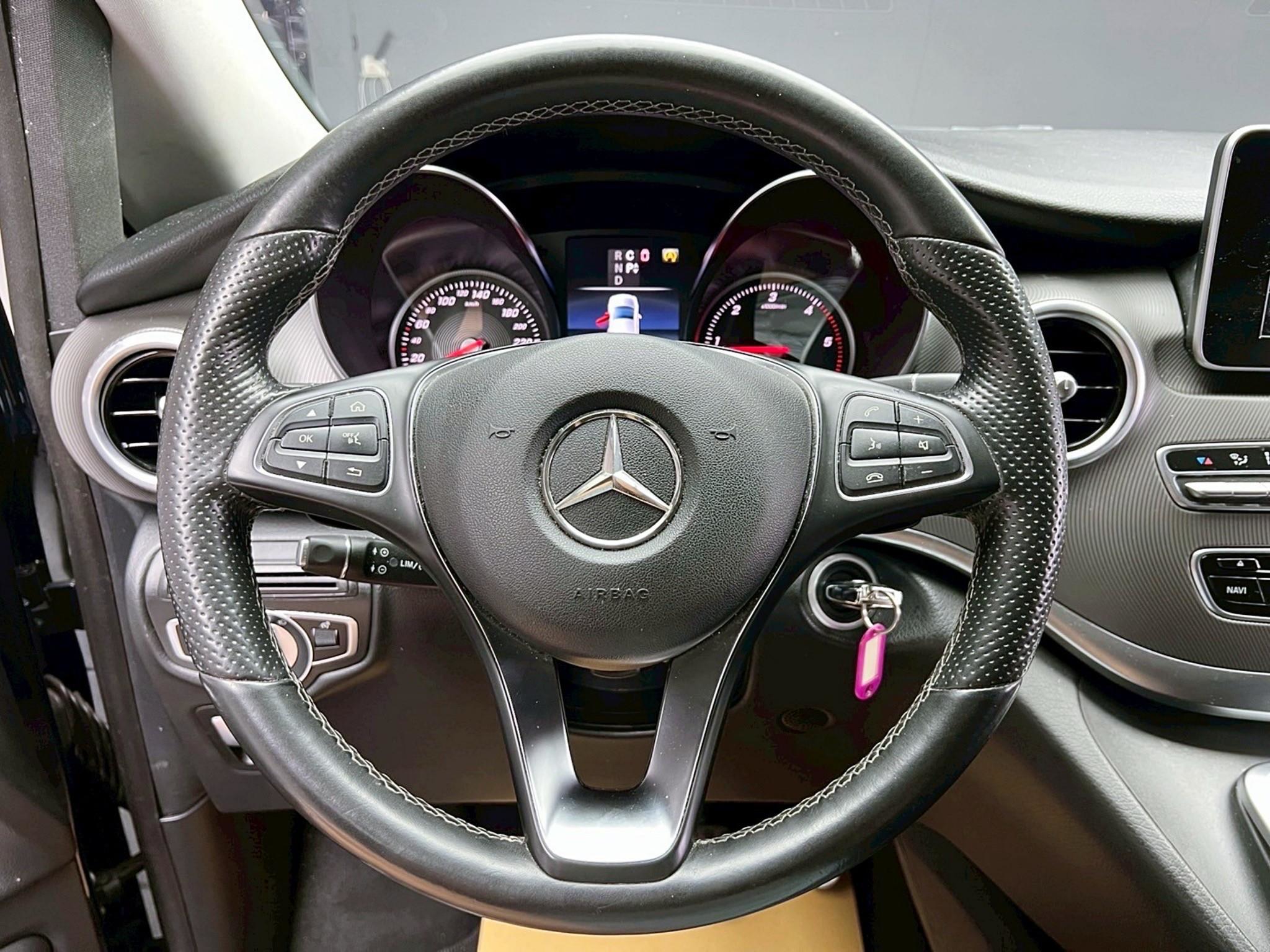 可回原廠 2018 Benz V250d 八人座『小李經理』元禾國際車業/特價中/一鍵就到  第3張相片