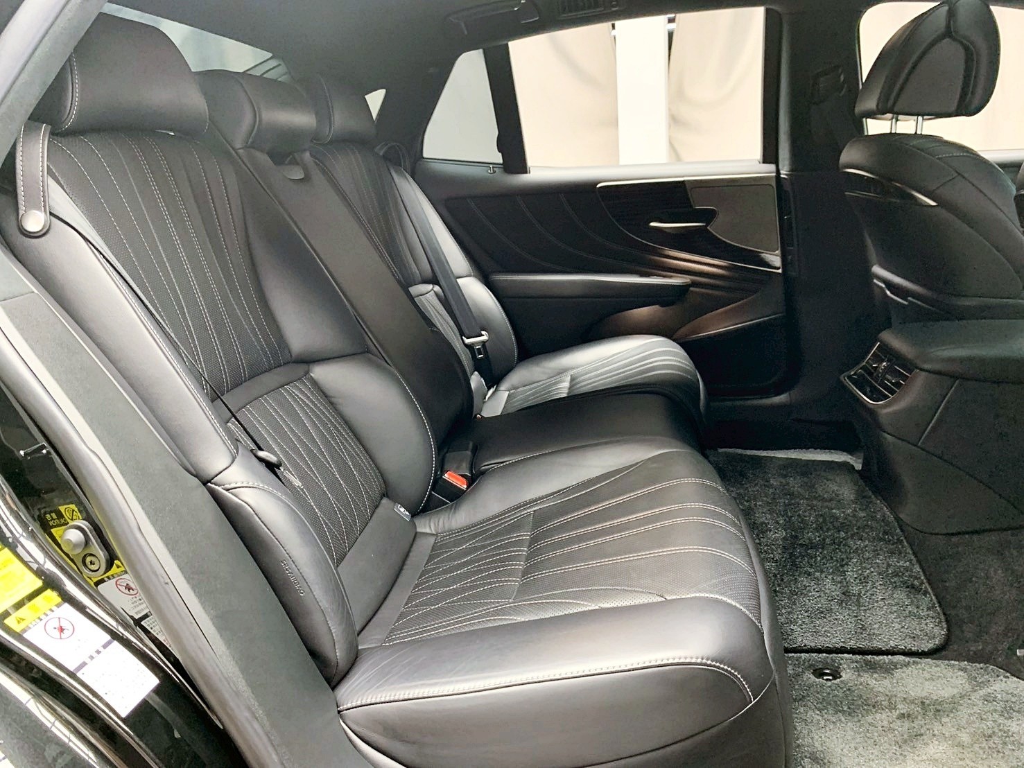 可回原廠 2019 Lexus LS500 頂級版『小李經理』元禾國際車業/特價中/一鍵就到  第9張相片