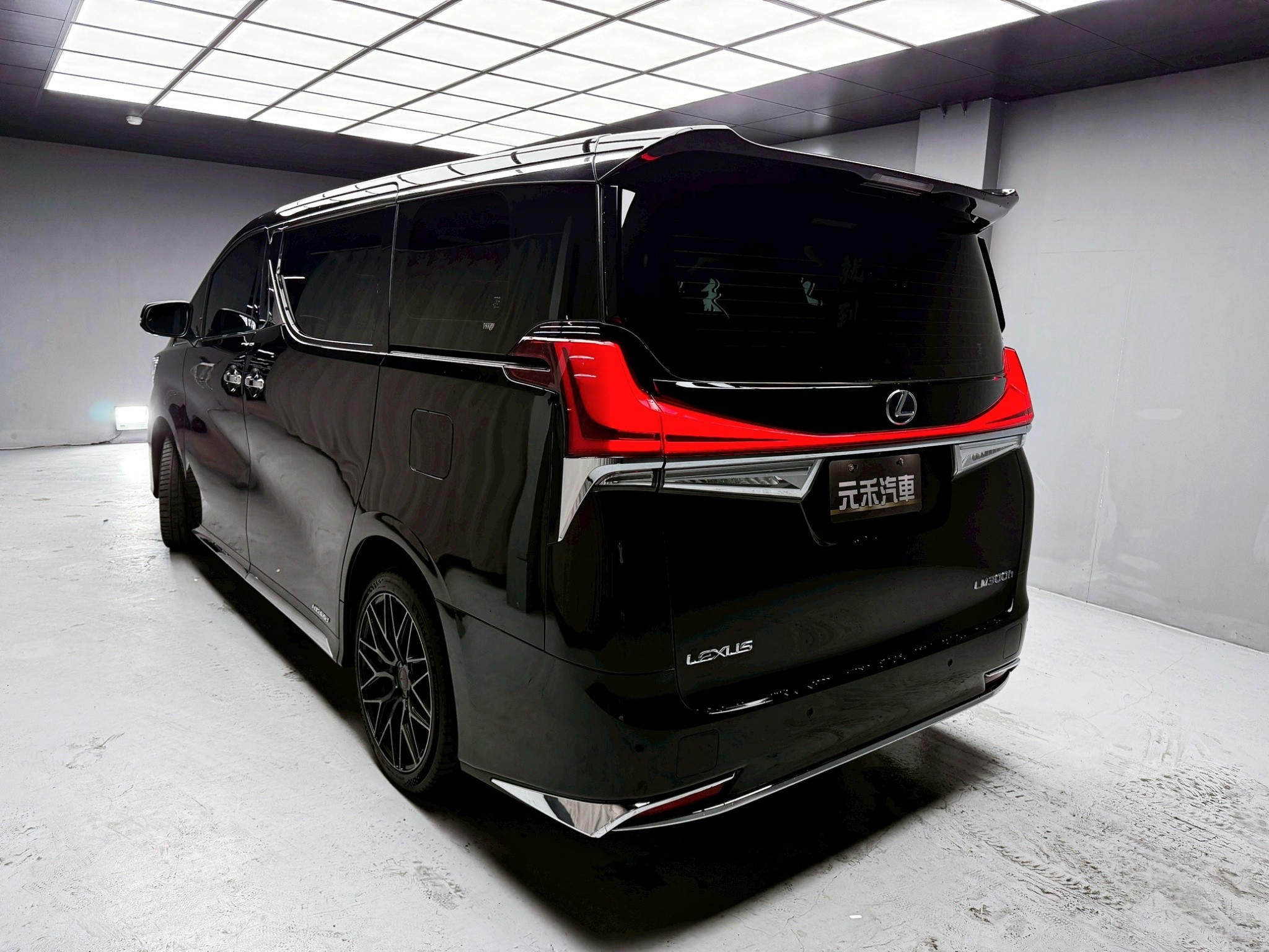可回原廠 2022 Lexus LM300h 七人座『小李經理』元禾國際車業/特價中/一鍵就到  第6張相片