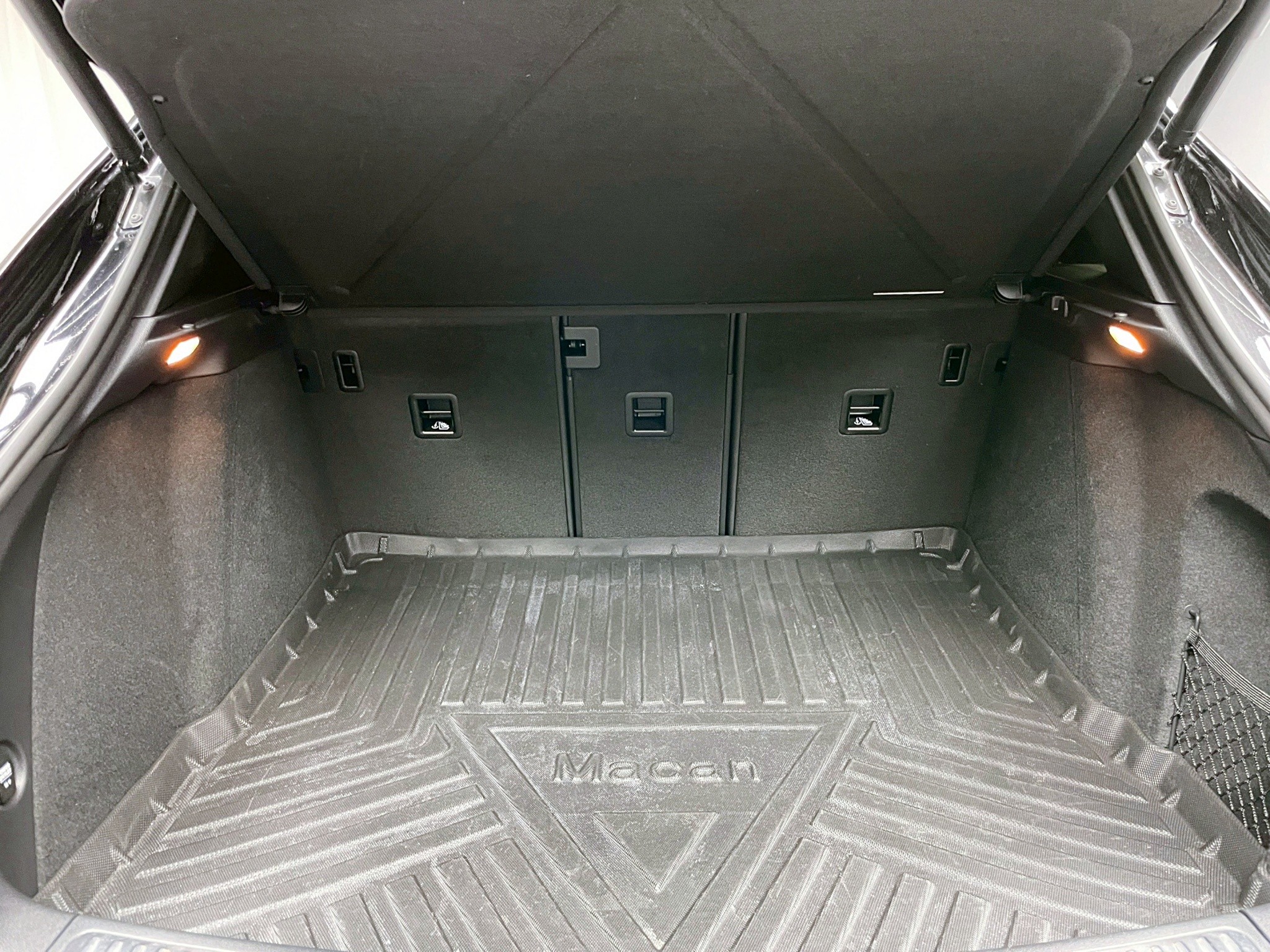 可回原廠 2021 Porsche Macan『小李經理』元禾國際車業/特價中/一鍵就到  第4張相片