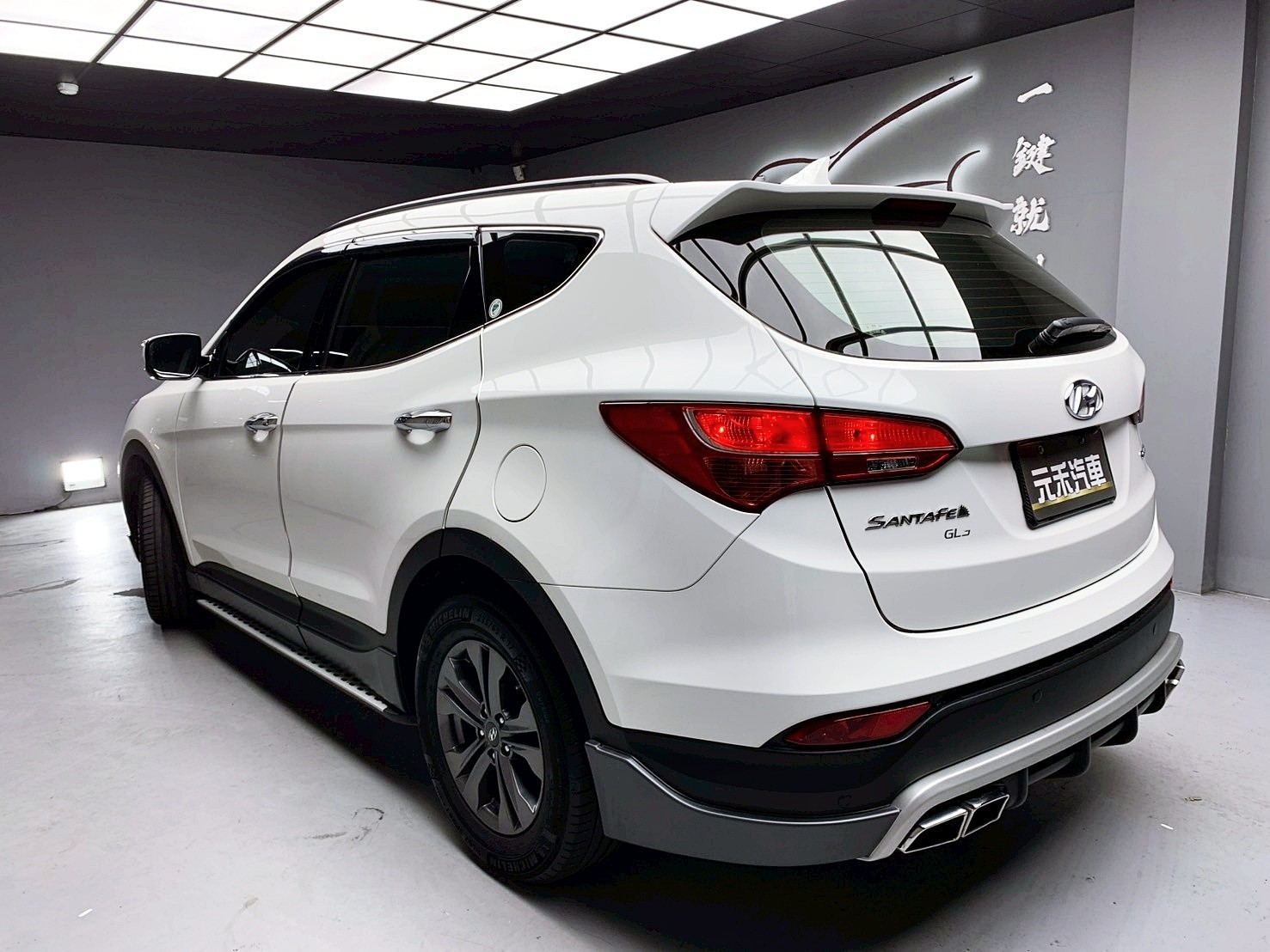 可回原廠 2016 Hyundai SantaFe 七人座豪華款『小李經理』元禾國際車業/特價中/一鍵就到  第6張相片