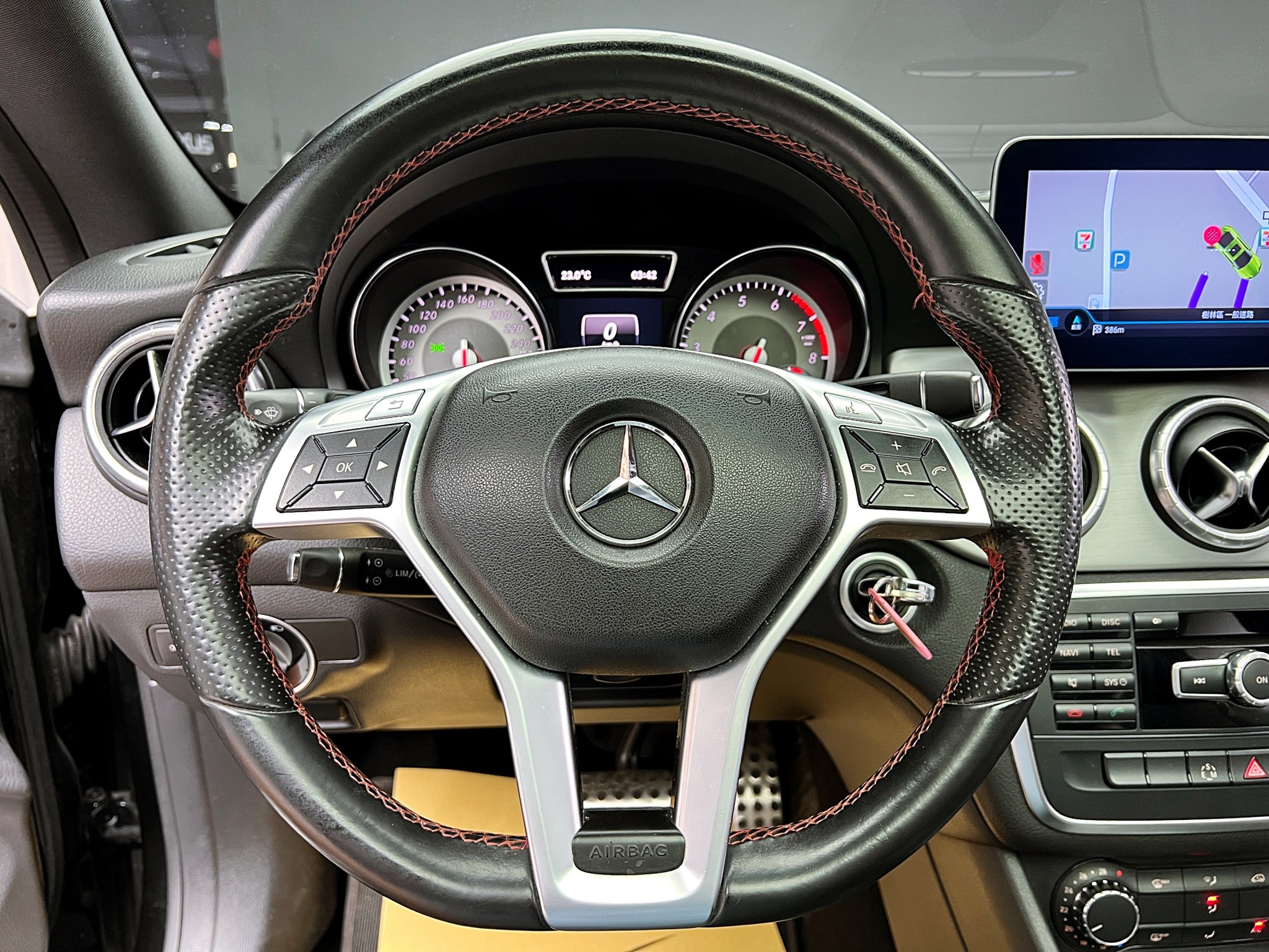 可回原廠 2013 Benz CLA250 AMG C117型『小李經理』元禾國際車業/特價中/一鍵就到  第3張相片