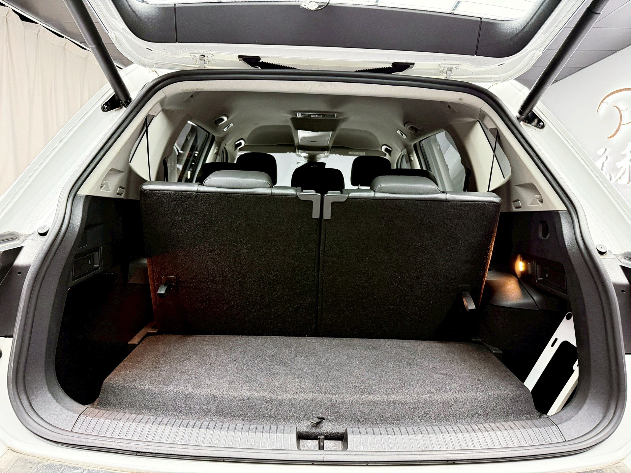 可回原廠 2020/21 Volkswagen Tiguan Allspace 280TSI Elegance 七人座『小李經理』元禾國際車業/特價中/一鍵就到  第8張相片