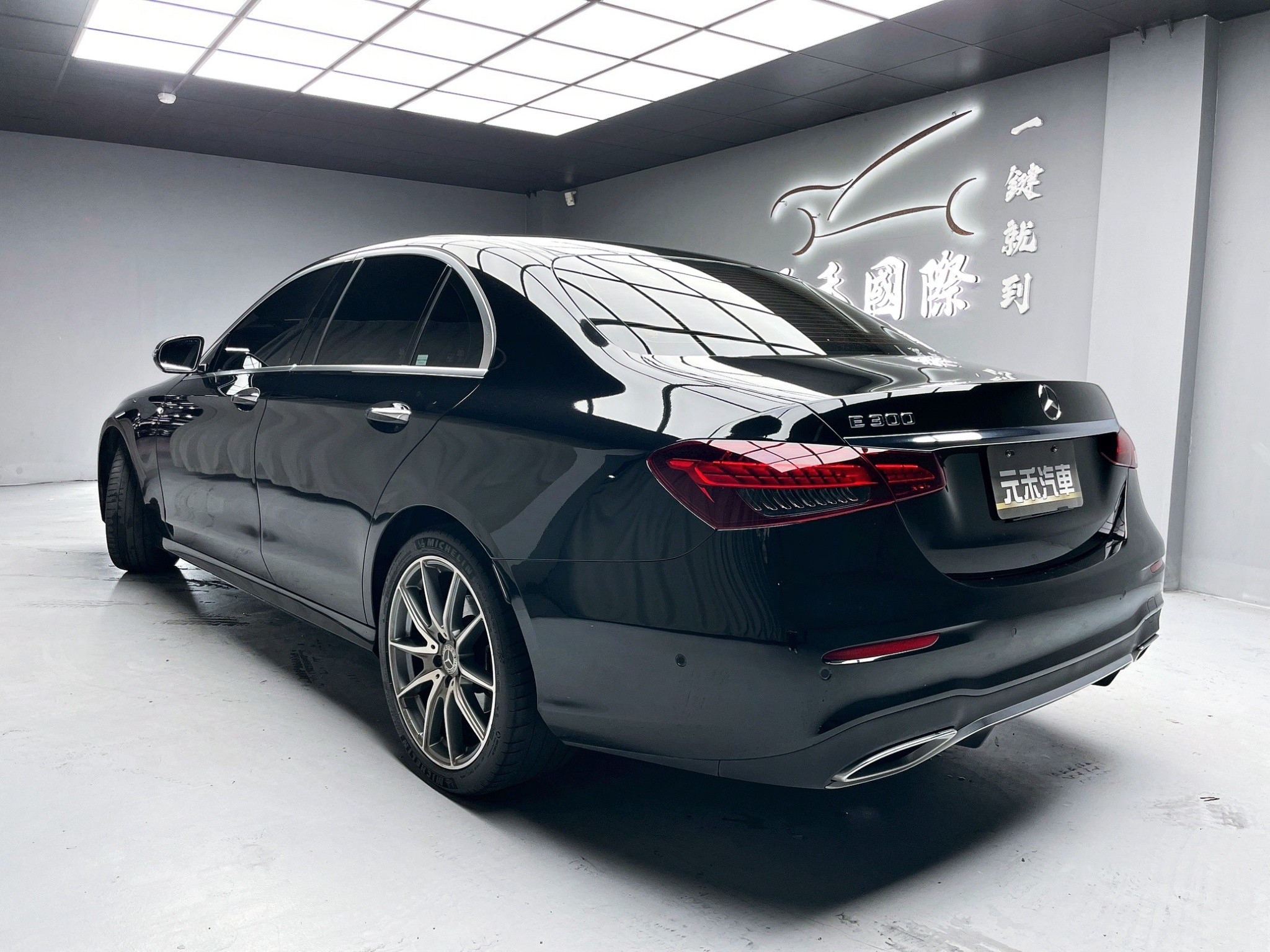 可回原廠 2022 Benz E300 Sedan 運動版 W213型『小李經理』元禾國際車業/特價中/一鍵就到  第2張相片