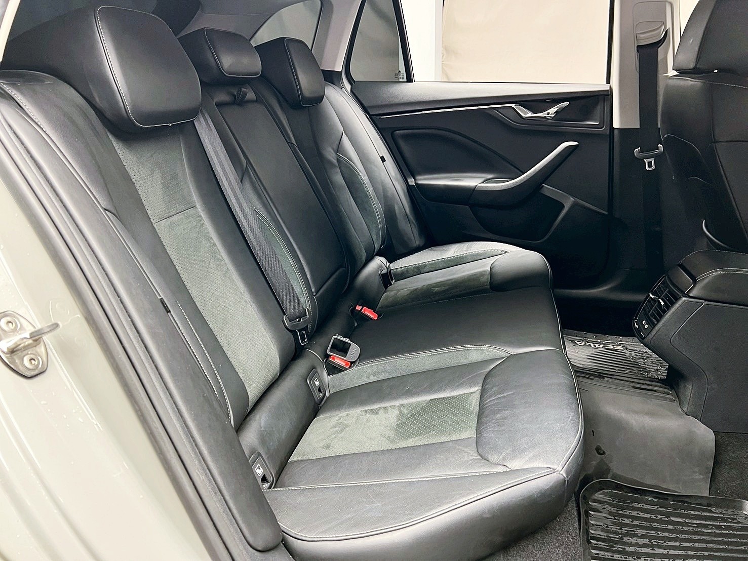 可回原廠 2023 Skoda Scala TSI 豪華菁英版『小李經理』元禾國際車業/特價中/一鍵就到  第7張相片