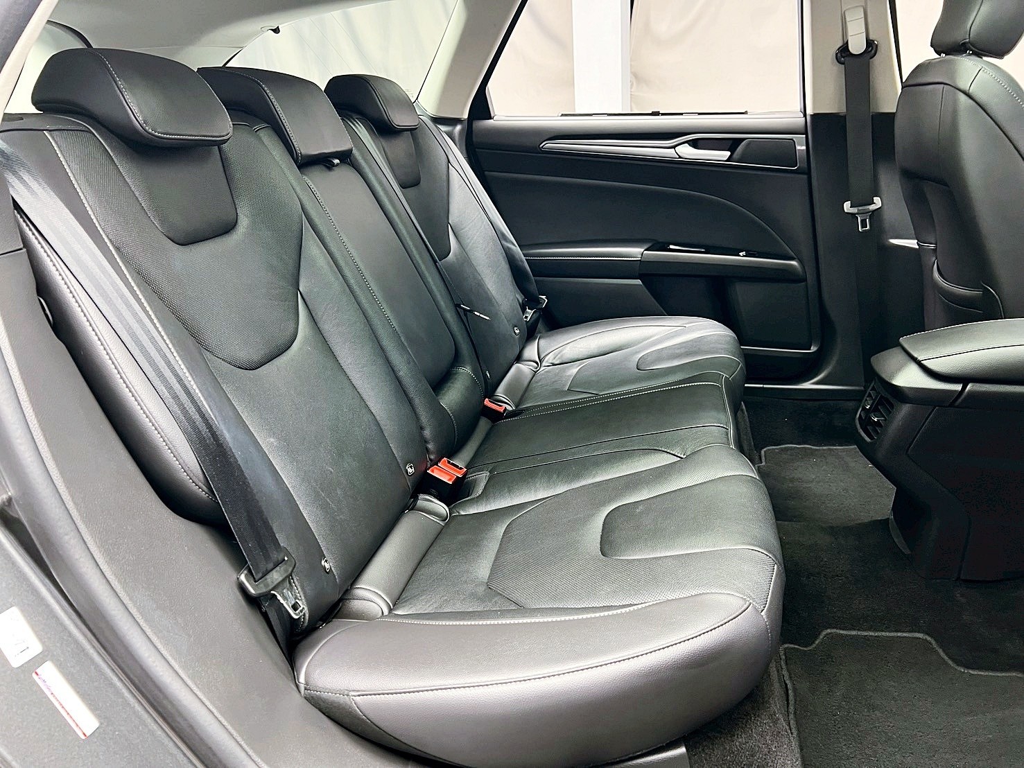 可回原廠 2020 Ford Mondeo Wagon EcoBoost 240匹 跑旅車型『小李經理』元禾國際車業/特價中/一鍵就到  第11張相片