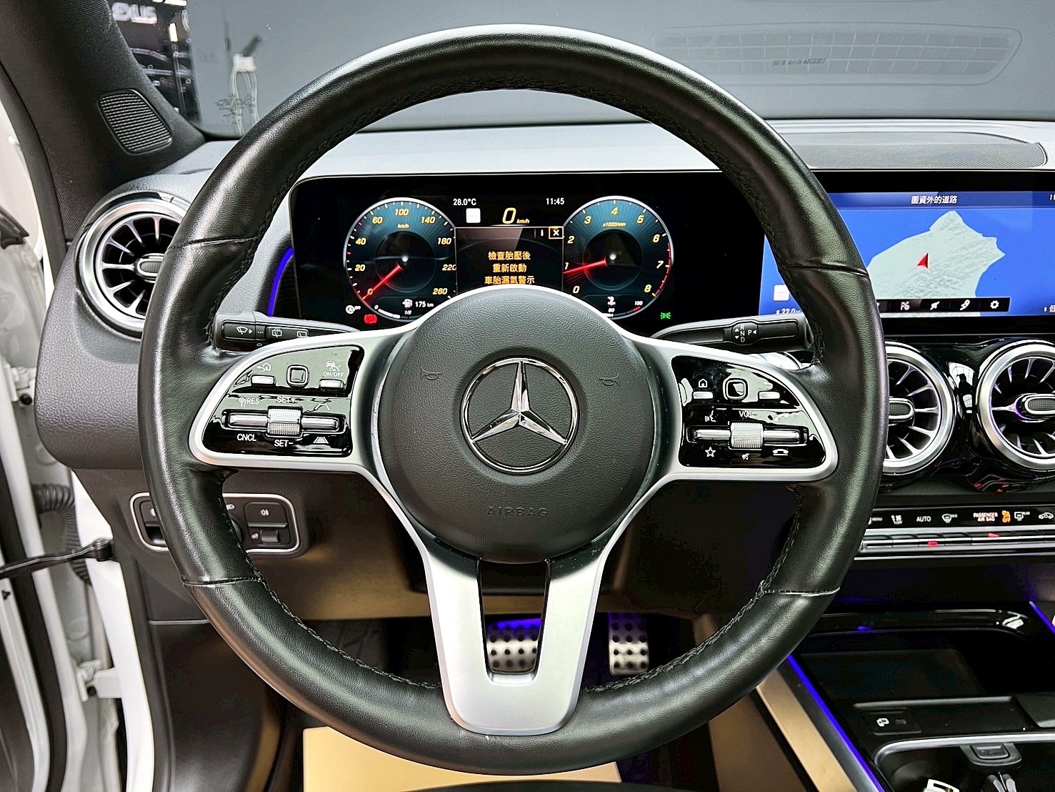 可回原廠 2022 Benz GLB250 4Matic AMG Line X247型『小李經理』元禾國際車業/特價中/一鍵就到  第9張相片
