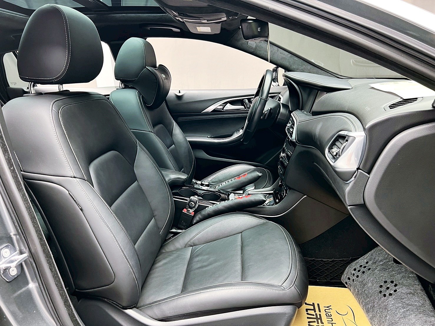 可回原廠 2018 Infiniti Q30 風尚版『小李經理』元禾國際車業/特價中/一鍵就到  第13張相片