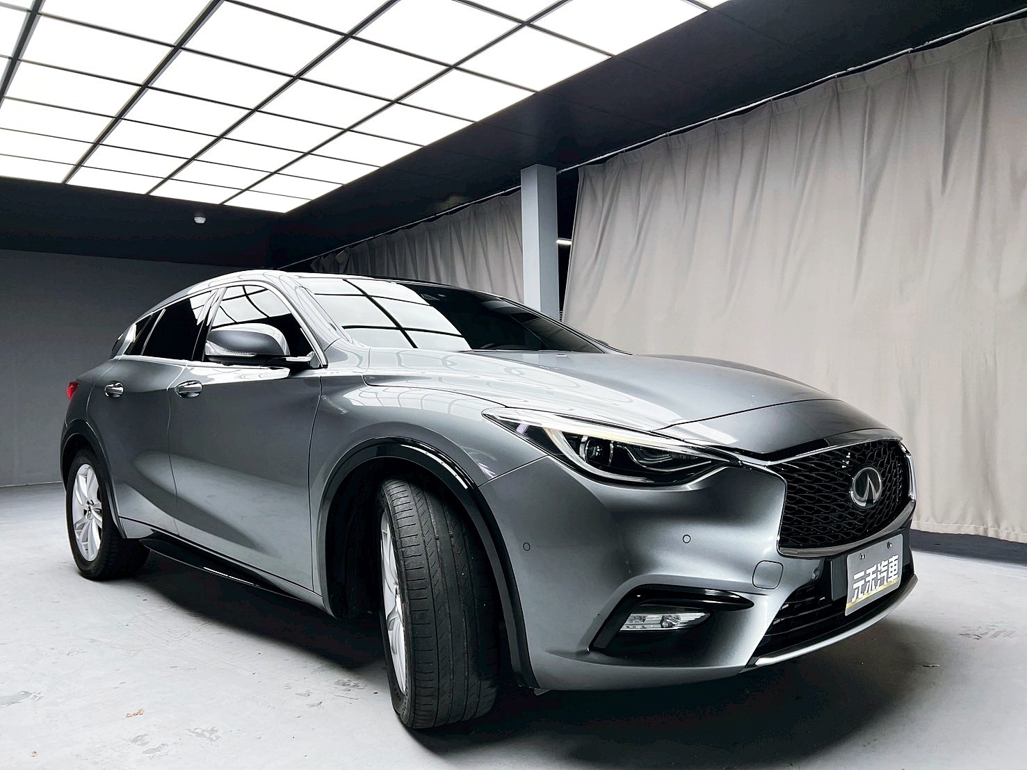 可回原廠 2018 Infiniti Q30 風尚版『小李經理』元禾國際車業/特價中/一鍵就到  第18張相片