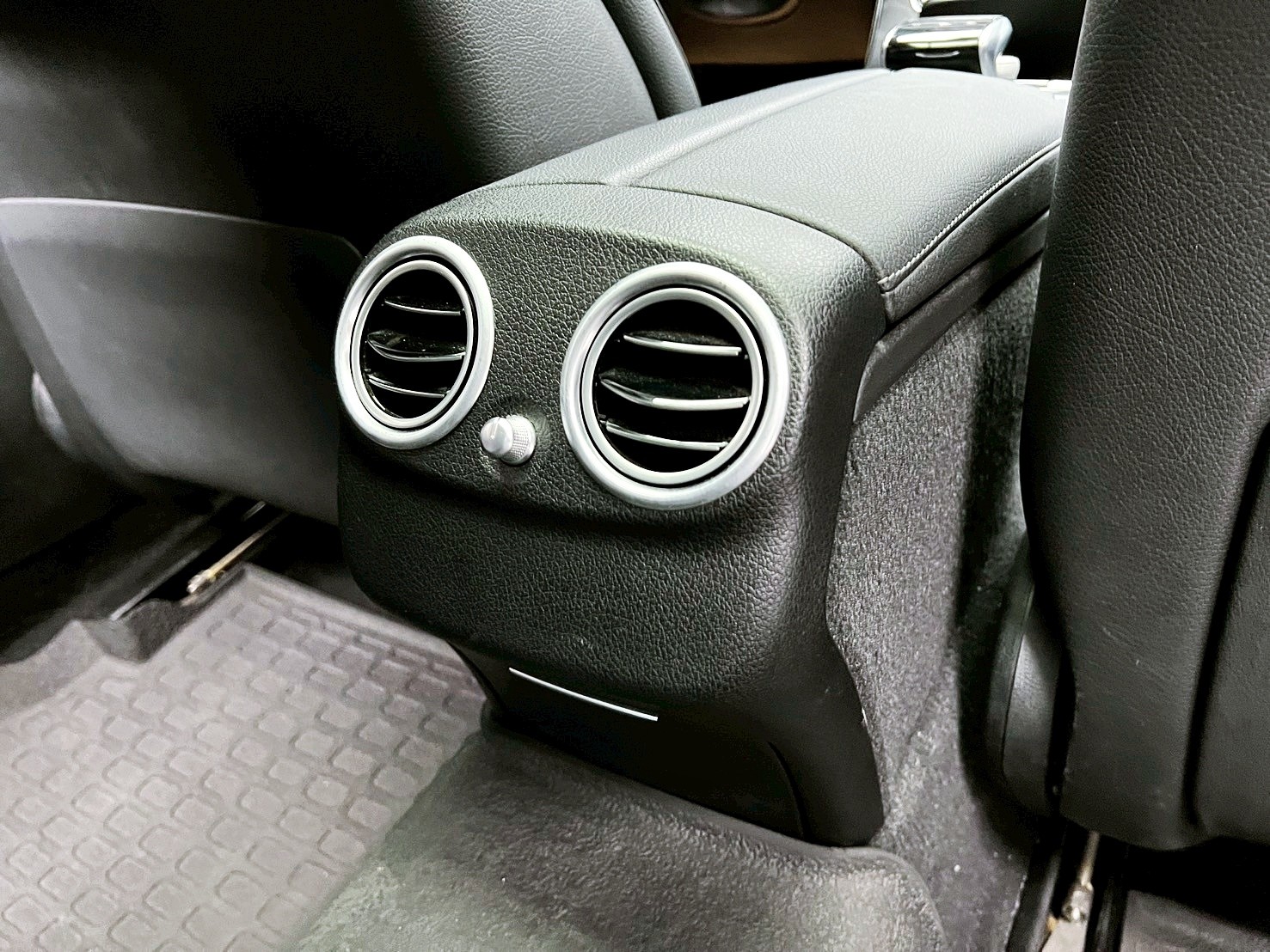 可回原廠 2018/19 Benz E250 Sedan Avantgarde W213型『小李經理』元禾國際車業/特價中/一鍵就到  第12張相片