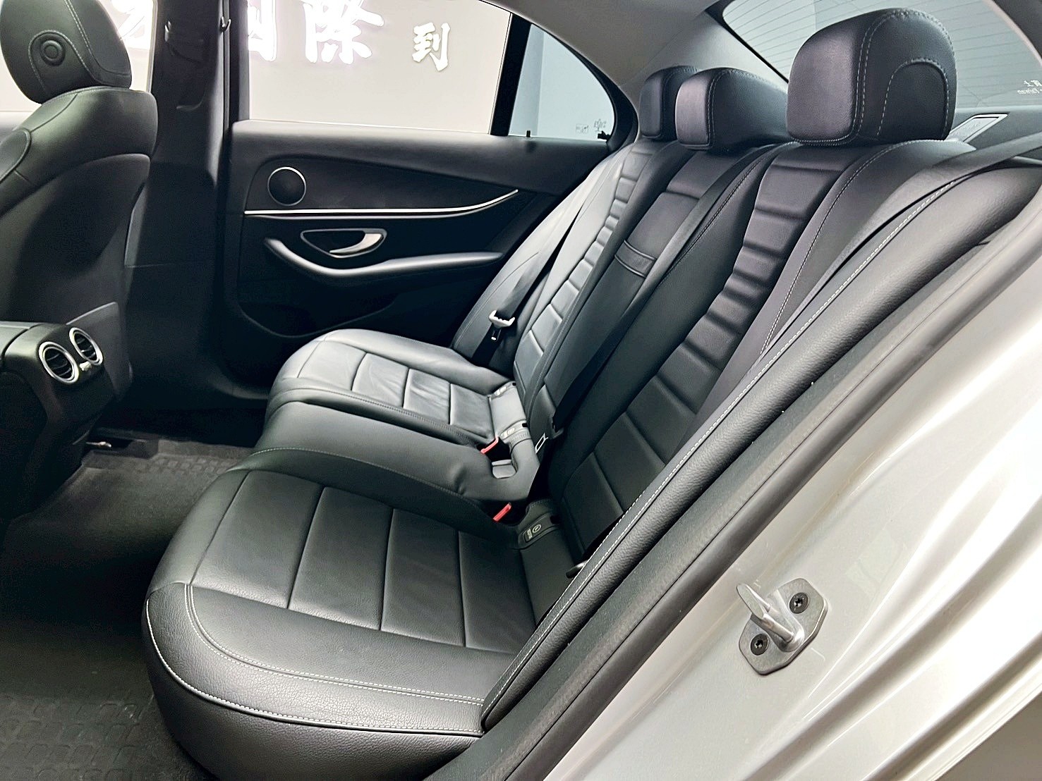 可回原廠 2018/19 Benz E250 Sedan Avantgarde W213型『小李經理』元禾國際車業/特價中/一鍵就到  第14張相片