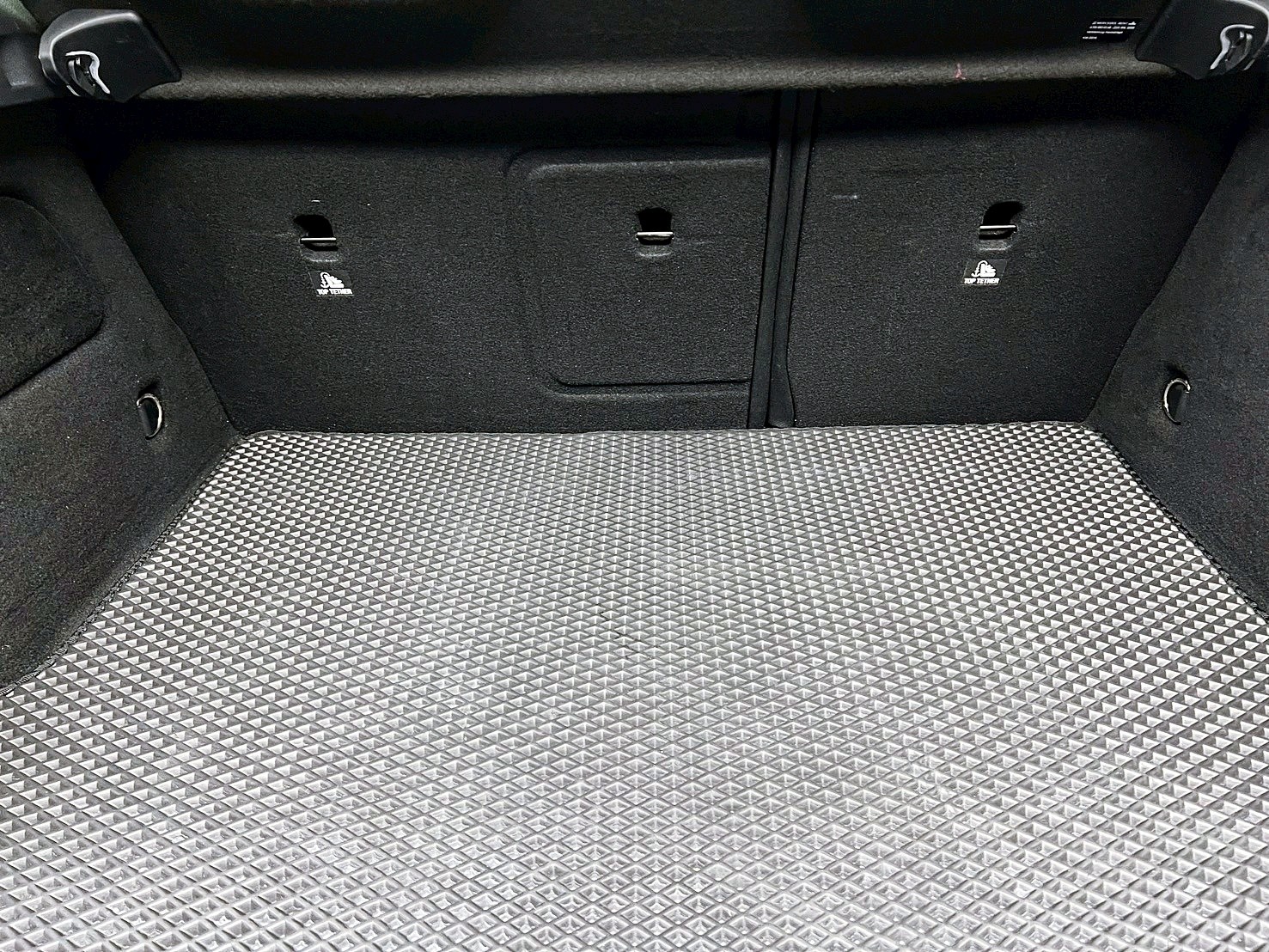 可回原廠 2014/15 Benz GLA45 AMG 4MATIC X156型『小李經理』元禾國際車業/特價中/一鍵就到  第3張相片