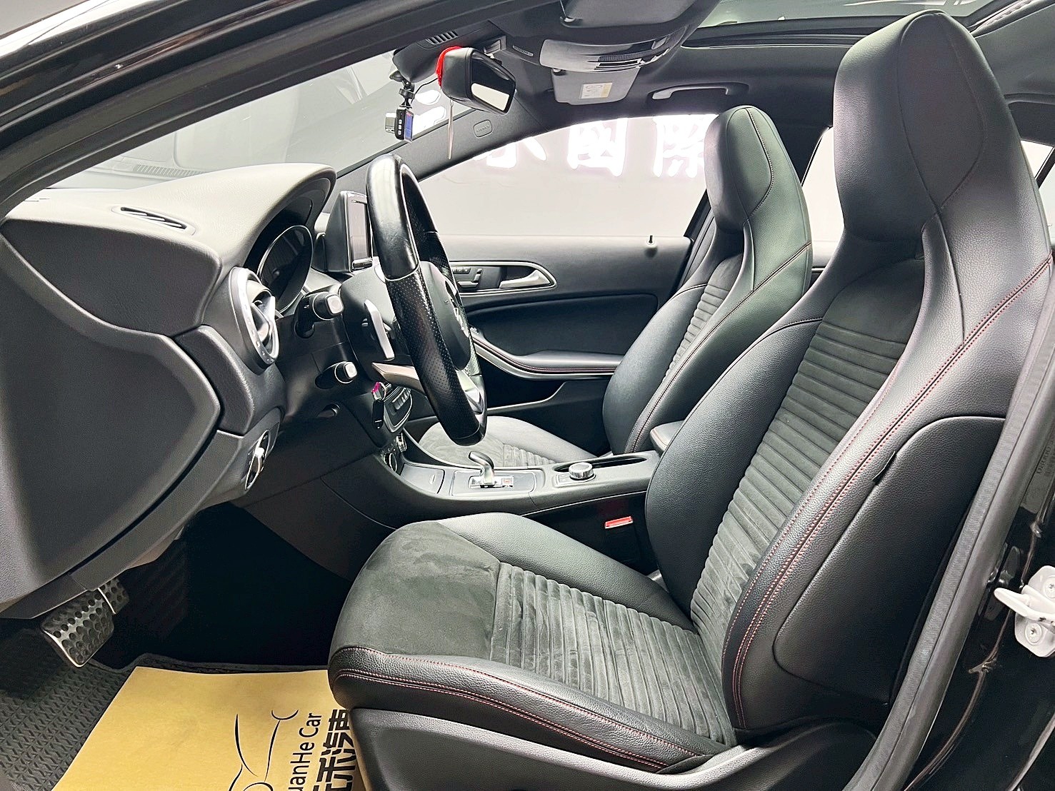 可回原廠 2014/15 Benz GLA45 AMG 4MATIC X156型『小李經理』元禾國際車業/特價中/一鍵就到  第5張相片