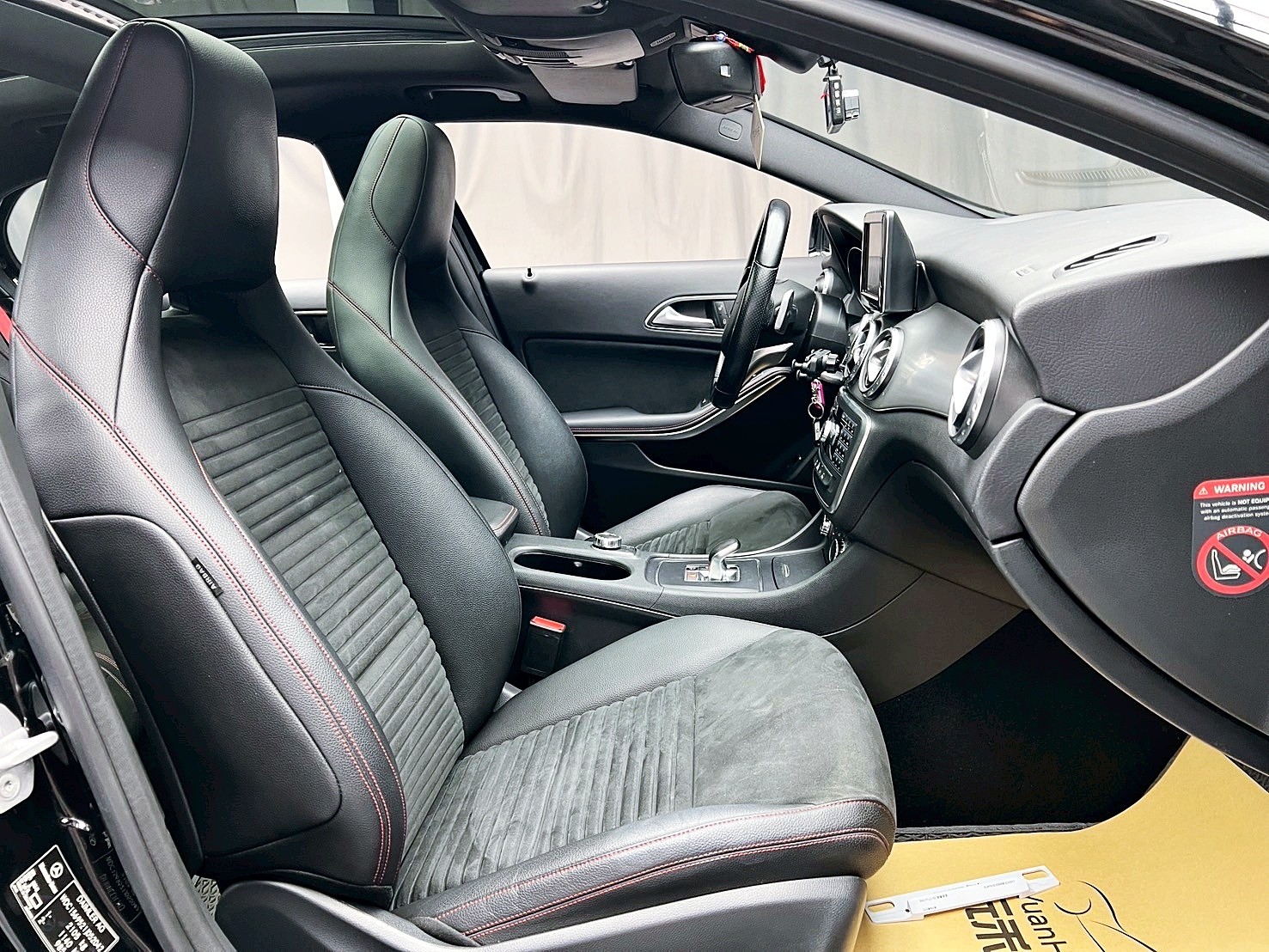 可回原廠 2014/15 Benz GLA45 AMG 4MATIC X156型『小李經理』元禾國際車業/特價中/一鍵就到  第9張相片