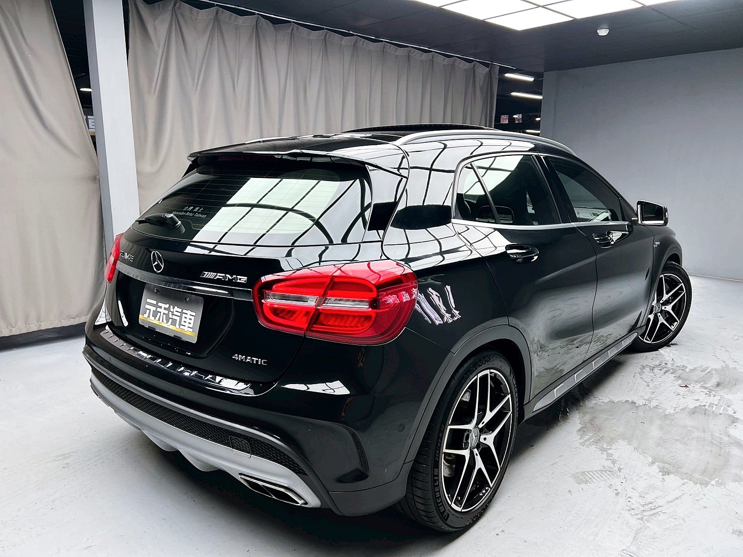 可回原廠 2014/15 Benz GLA45 AMG 4MATIC X156型『小李經理』元禾國際車業/特價中/一鍵就到  第18張相片