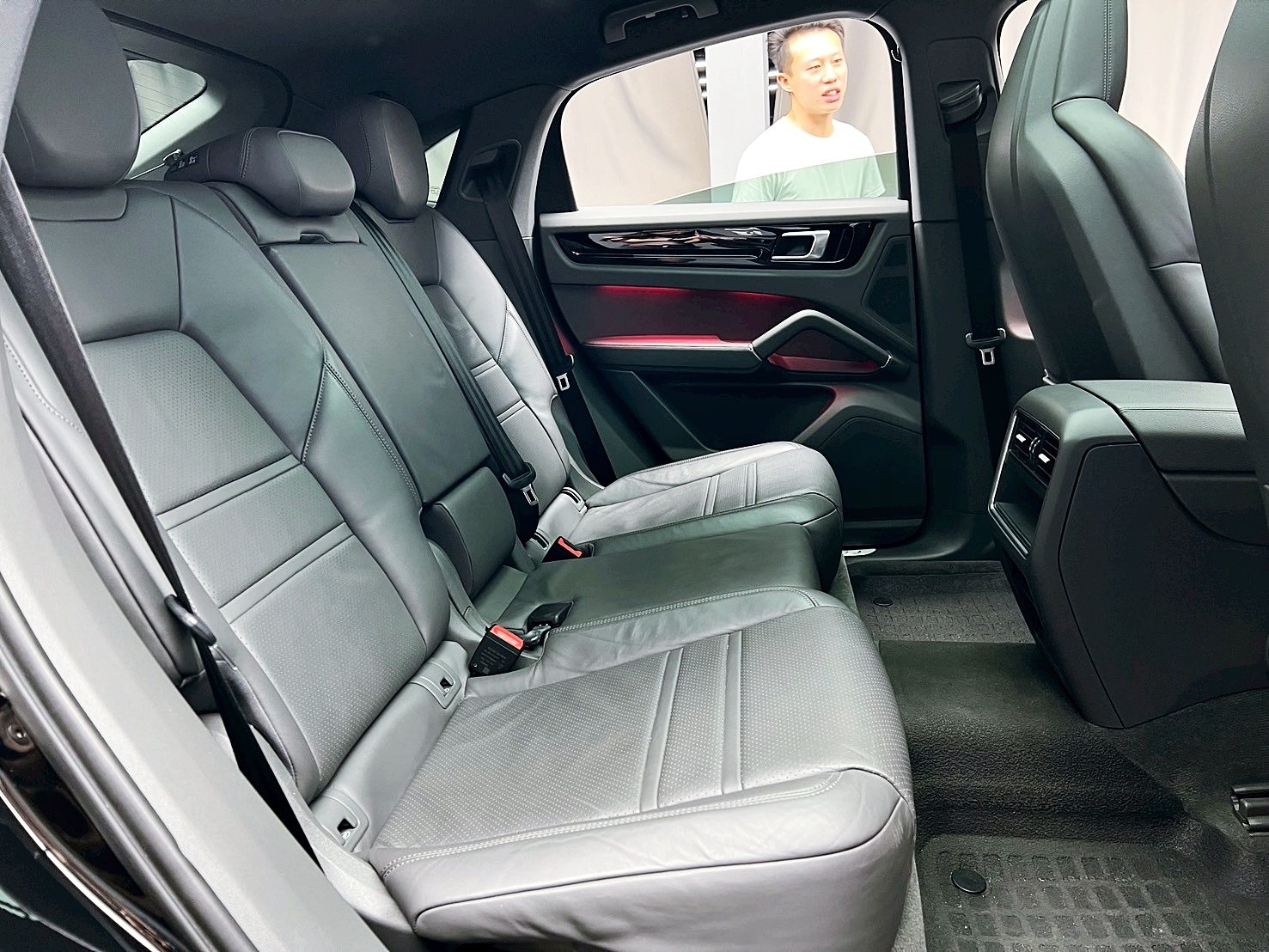 可回原廠 2019/20 Porsche Cayenne Coupe V6『小李經理』元禾國際車業/特價中/一鍵就到  第9張相片