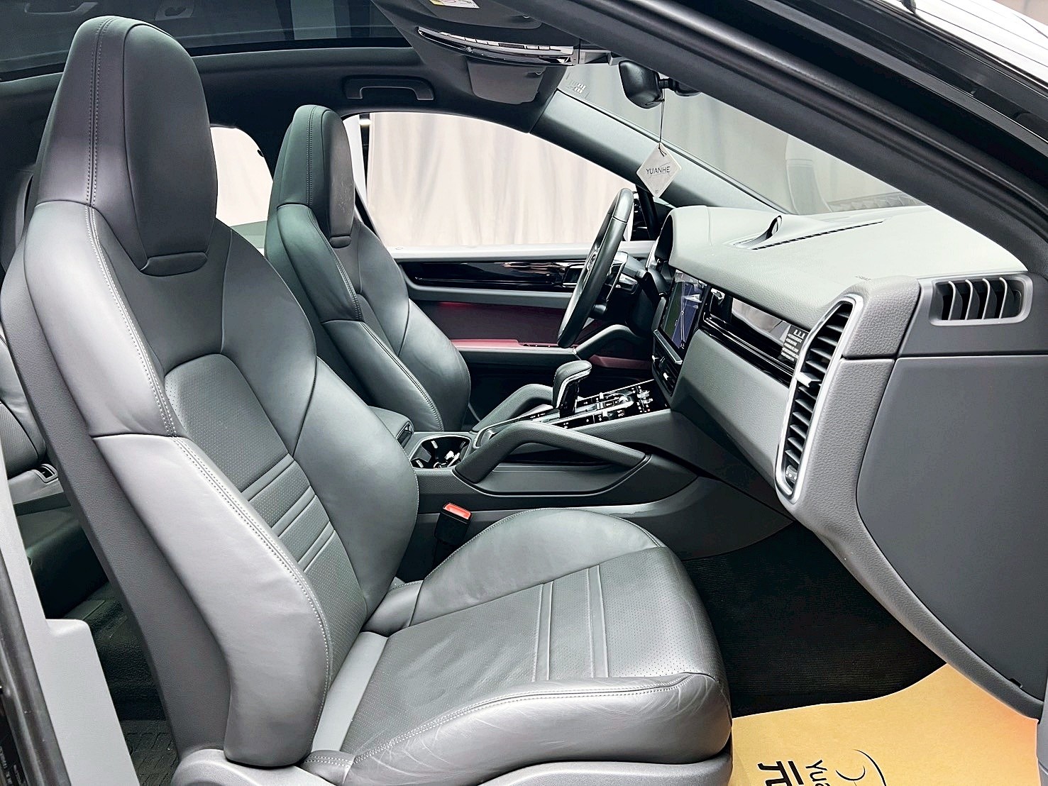 可回原廠 2019/20 Porsche Cayenne Coupe V6『小李經理』元禾國際車業/特價中/一鍵就到  第11張相片
