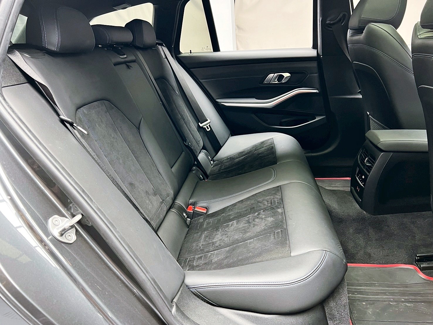 可回原廠 2020 BMW 320i Touring M Sport G21型『小李經理』元禾國際車業/特價中/一鍵就到  第12張相片
