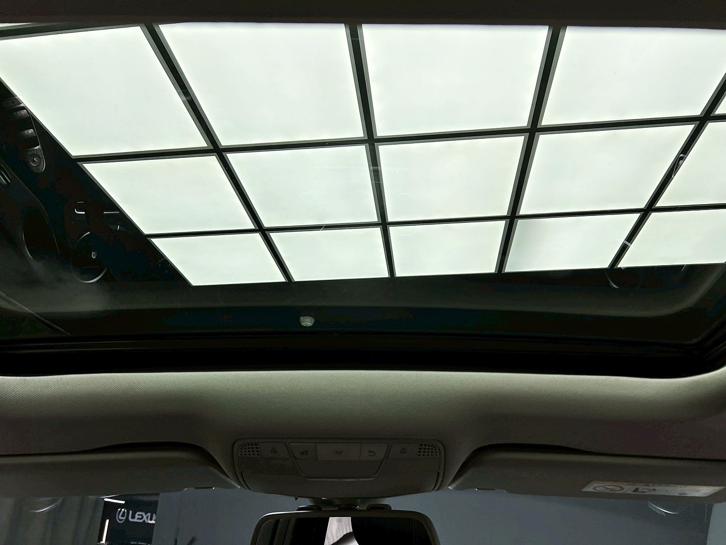 可回原廠 2014/15 Benz C200 Sedan Avantgarde W205型『小李經理』元禾國際車業/特價中/一鍵就到  第10張相片