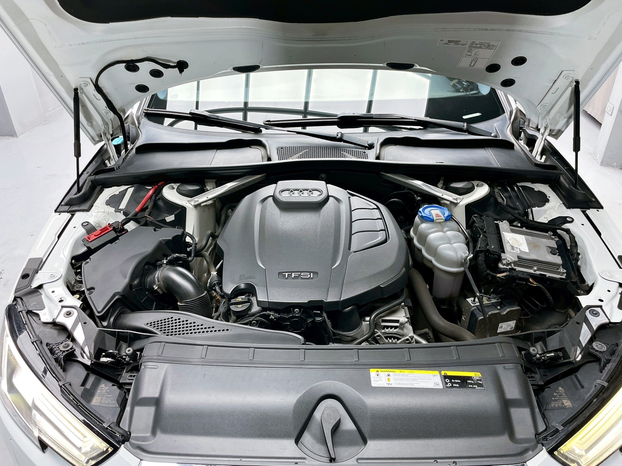 可回原廠 2018 Audi A4 Sedan 40TFSI Premium Plus『小李經理』元禾國際車業/特價中/一鍵就到  第16張相片