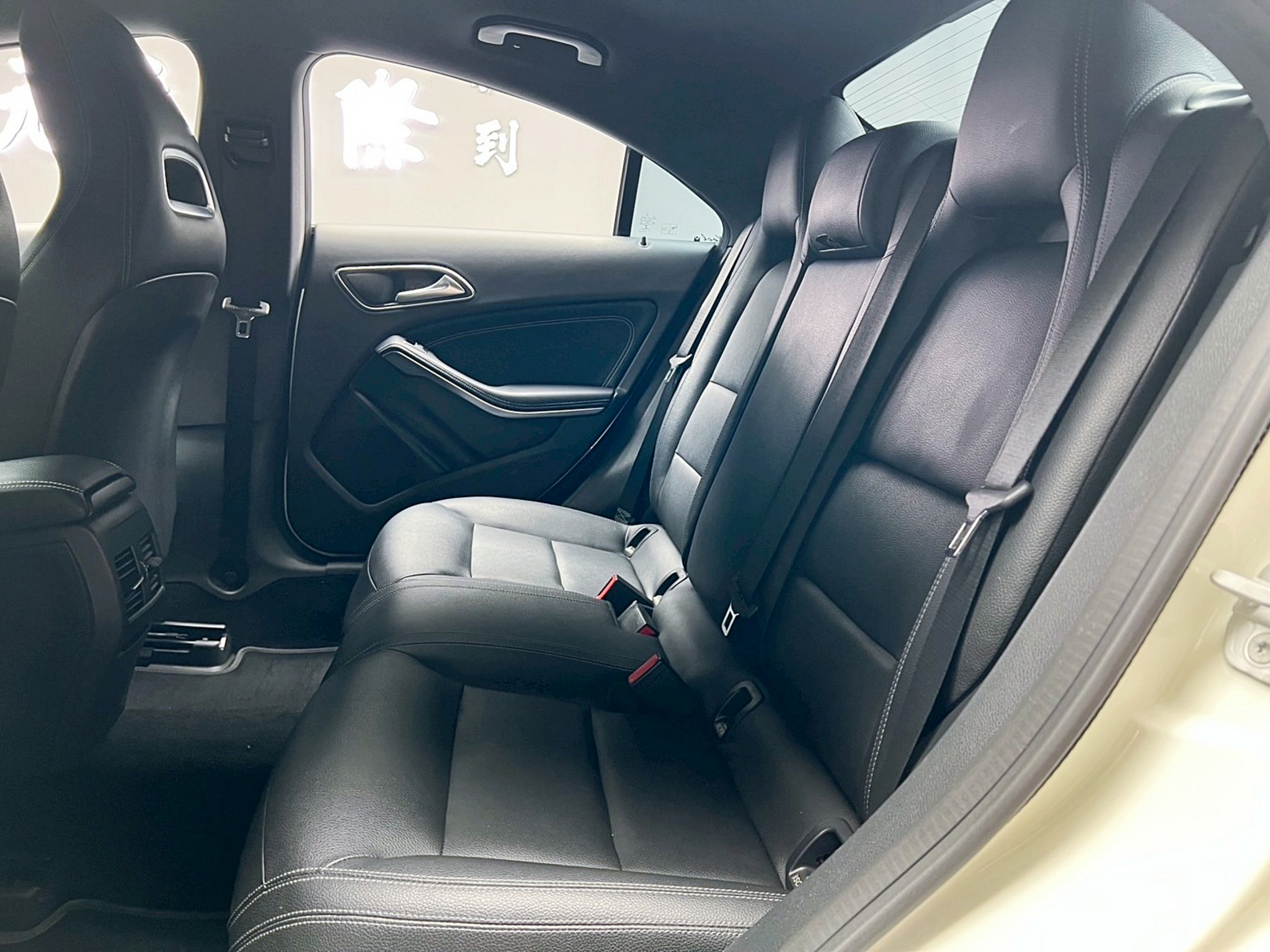 可回原廠 2017 Benz CLA200 C117型『小李經理』元禾國際車業/特價中/一鍵就到  第8張相片