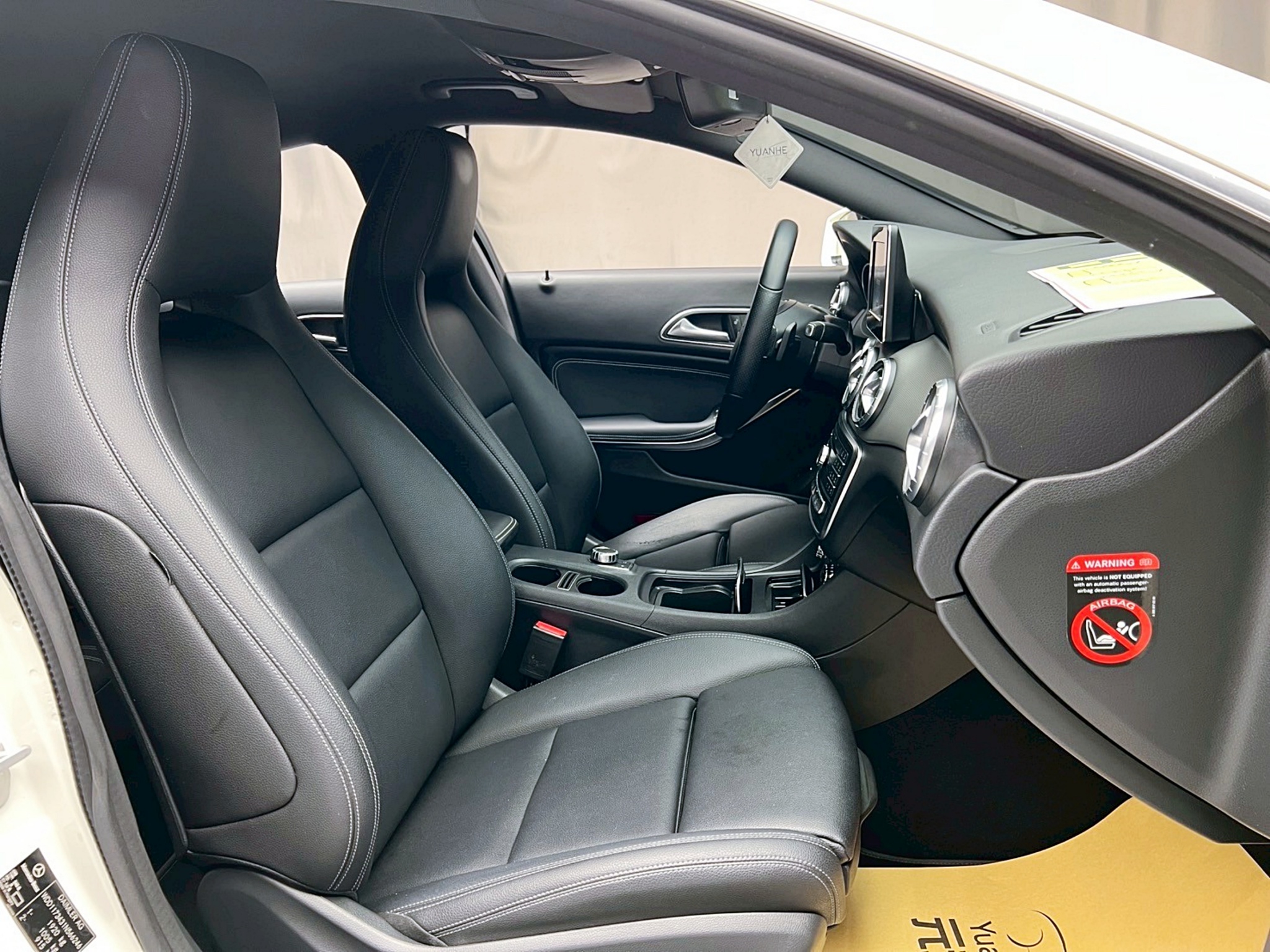 可回原廠 2017 Benz CLA200 C117型『小李經理』元禾國際車業/特價中/一鍵就到  第10張相片