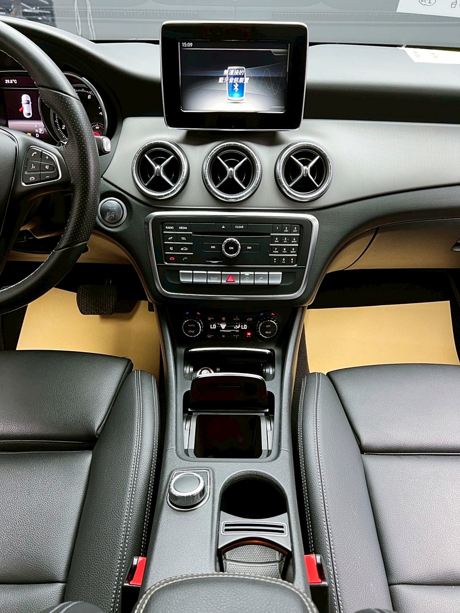 可回原廠 2017 Benz CLA200 C117型『小李經理』元禾國際車業/特價中/一鍵就到  第12張相片