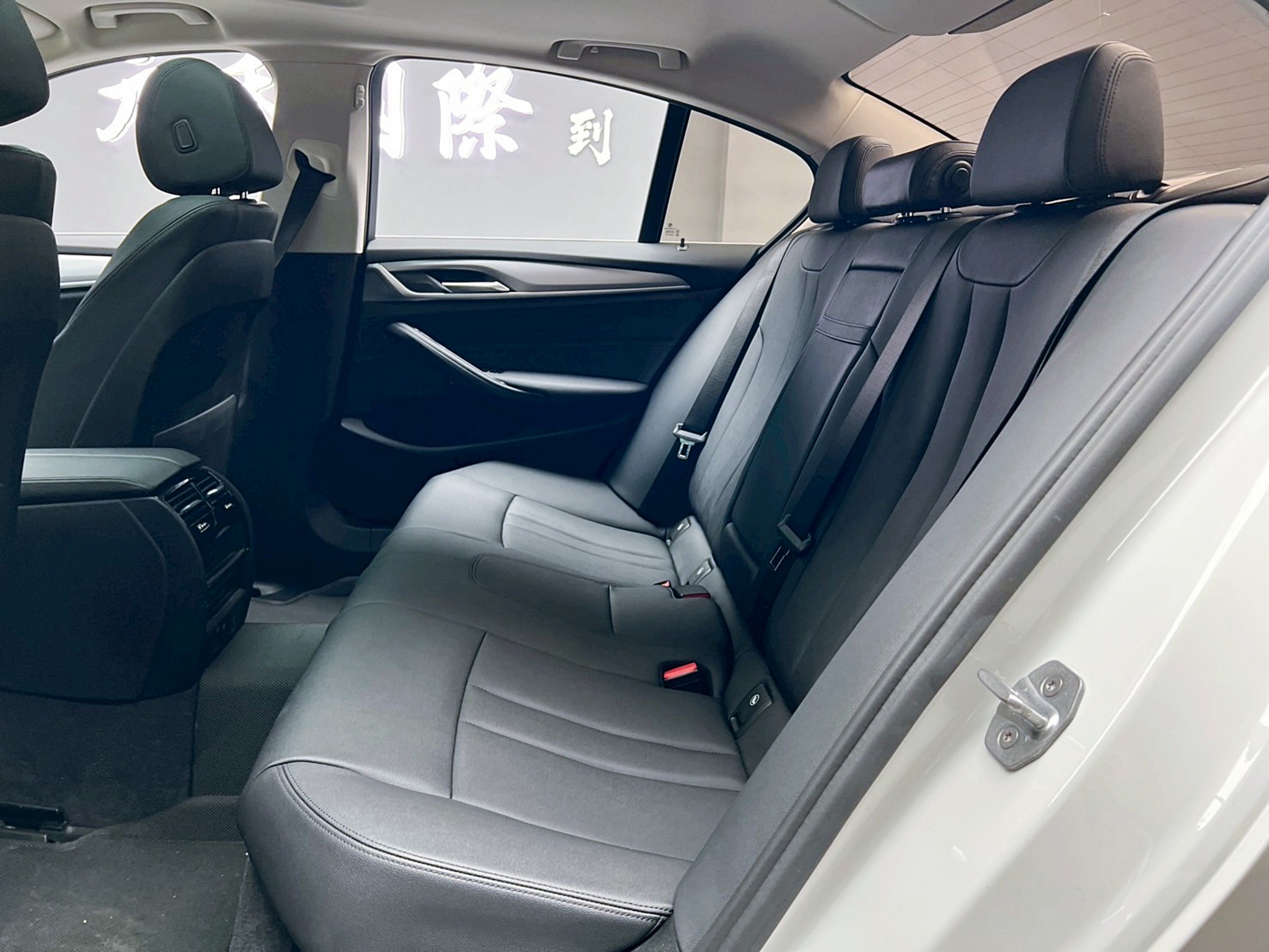 可回原廠 2017 BMW 530i Sedan Luxury G30型『小李經理』元禾國際車業/特價中/一鍵就到  第12張相片