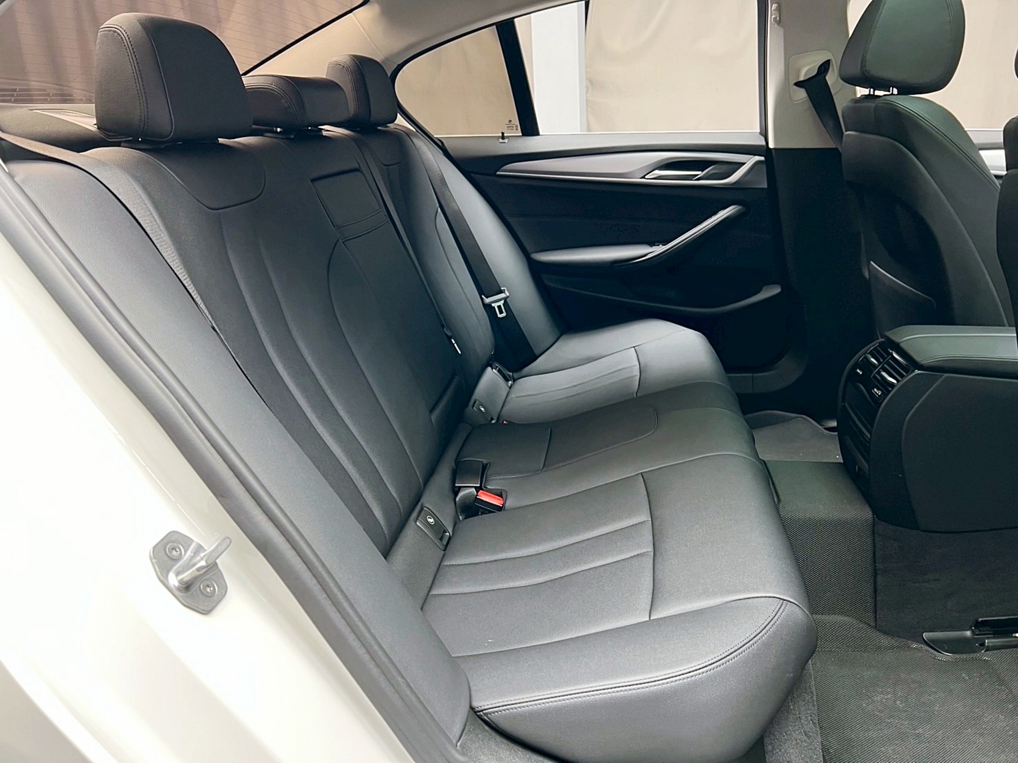 可回原廠 2017 BMW 530i Sedan Luxury G30型『小李經理』元禾國際車業/特價中/一鍵就到  第13張相片