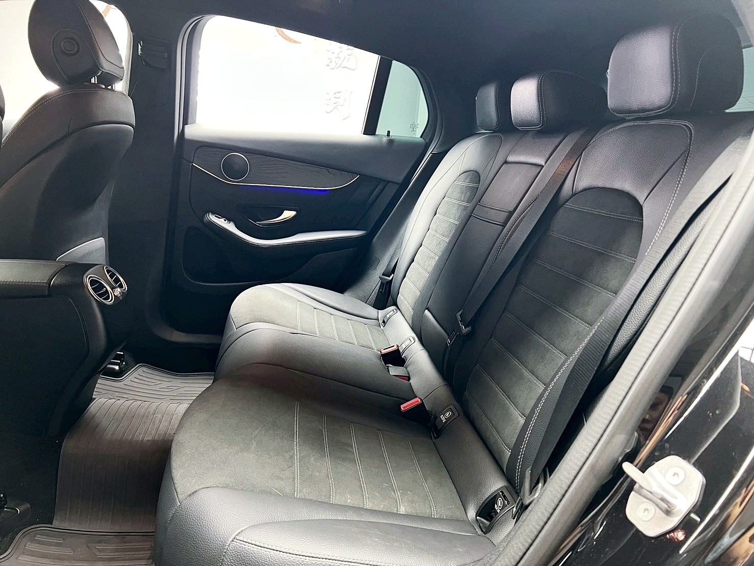 可回原廠 2020 Benz GLC300 Coupe 4MATIC C253型『小李經理』元禾國際車業/特價中/一鍵就到  第10張相片