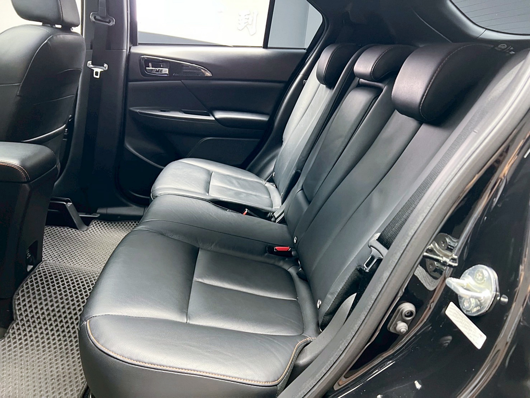 可回原廠 2018 Mitsubishi Eclipse Cross S-AWC 旗艦型『小李經理』元禾國際車業/特價中/一鍵就到  第10張相片