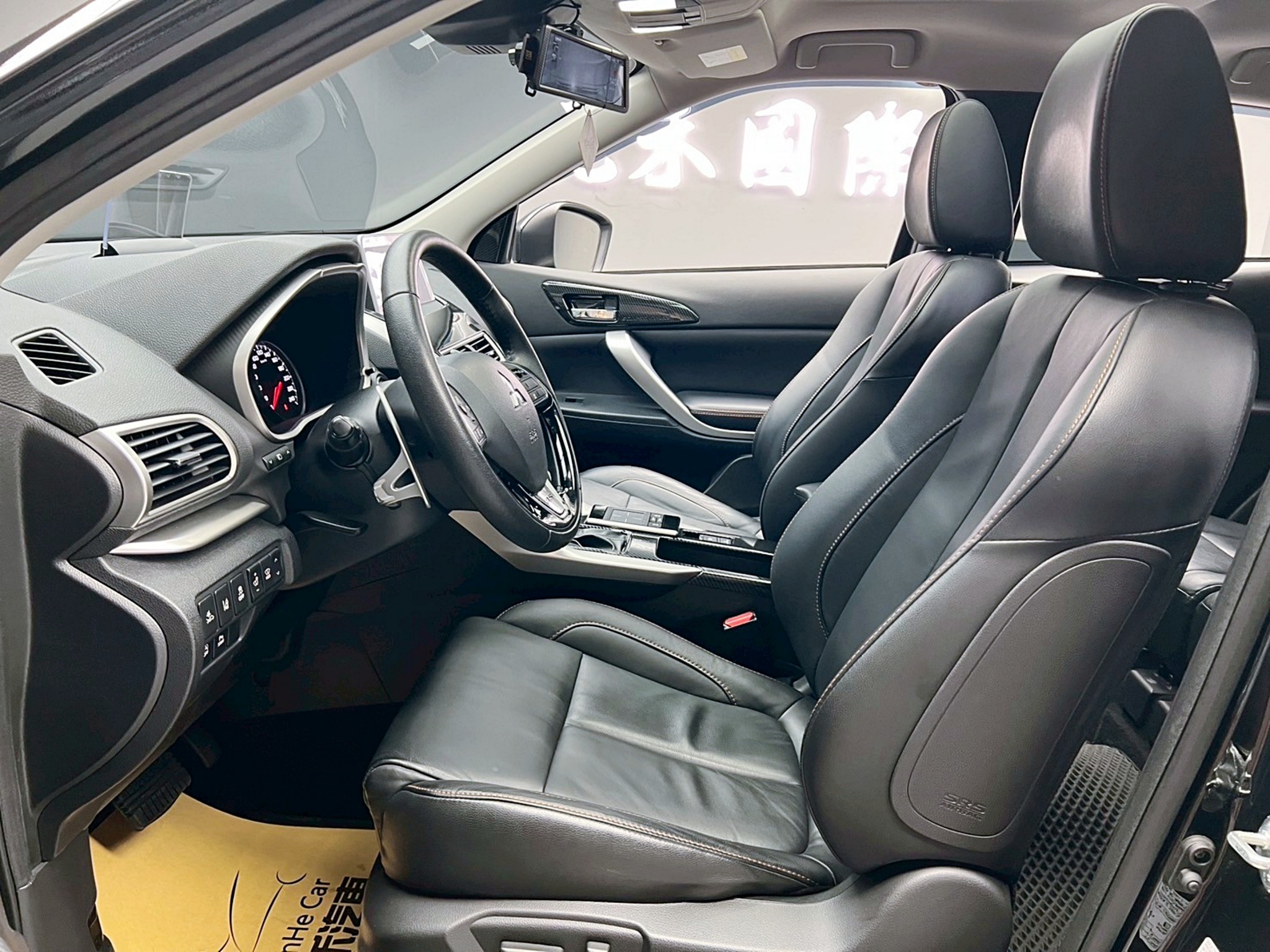可回原廠 2018 Mitsubishi Eclipse Cross S-AWC 旗艦型『小李經理』元禾國際車業/特價中/一鍵就到  第13張相片