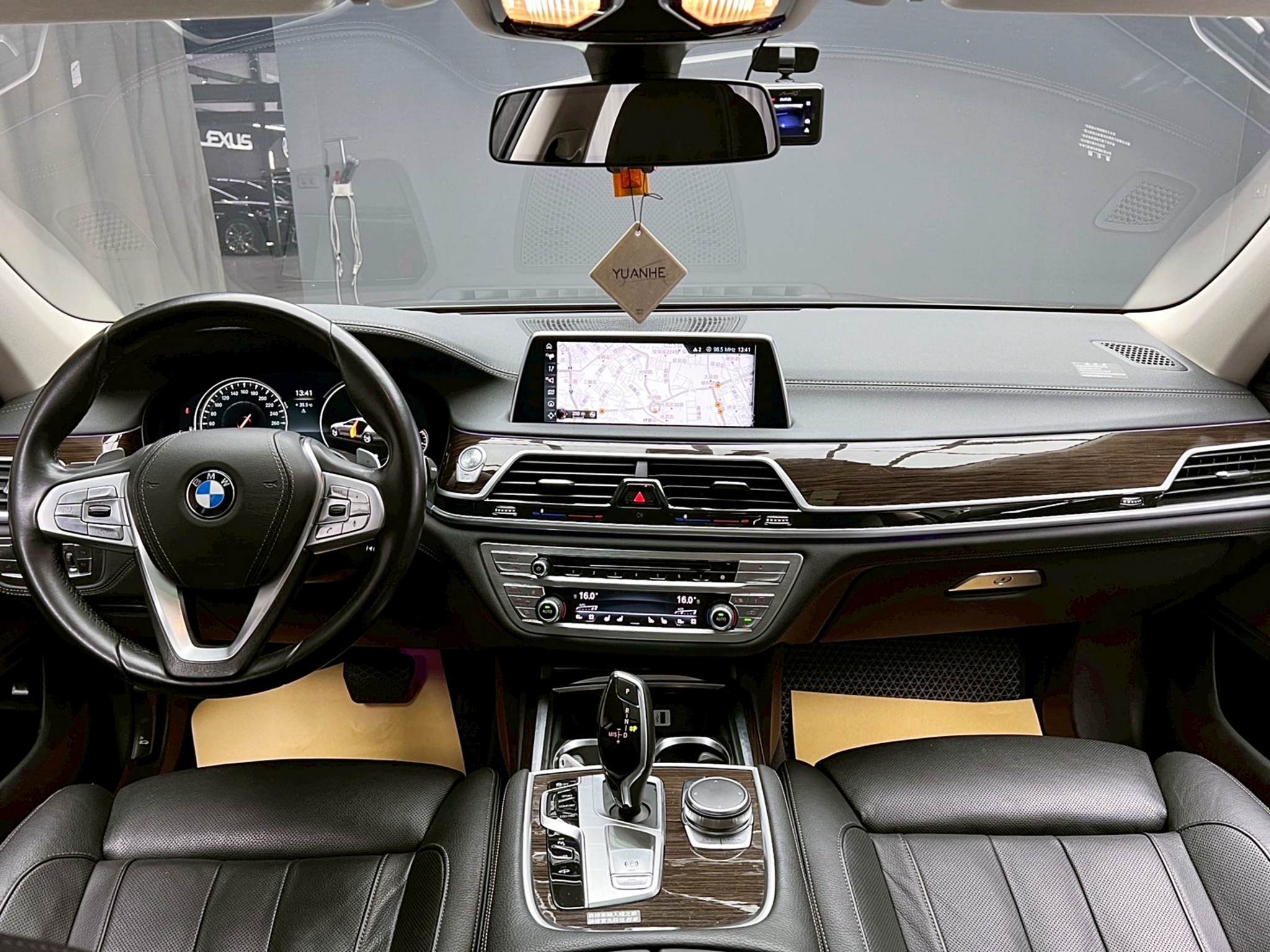 可回原廠 2016 BMW 740i 短軸 G11型『小李經理』元禾國際車業/特價中/一鍵就到  第9張相片