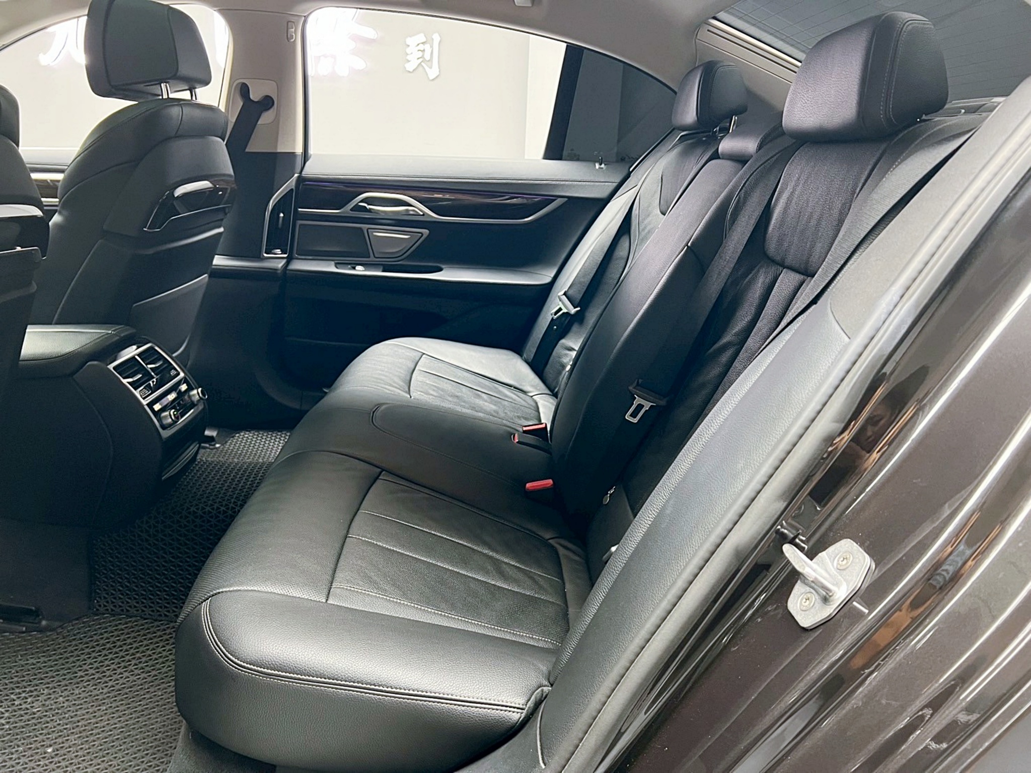 可回原廠 2016 BMW 740i 短軸 G11型『小李經理』元禾國際車業/特價中/一鍵就到  第12張相片