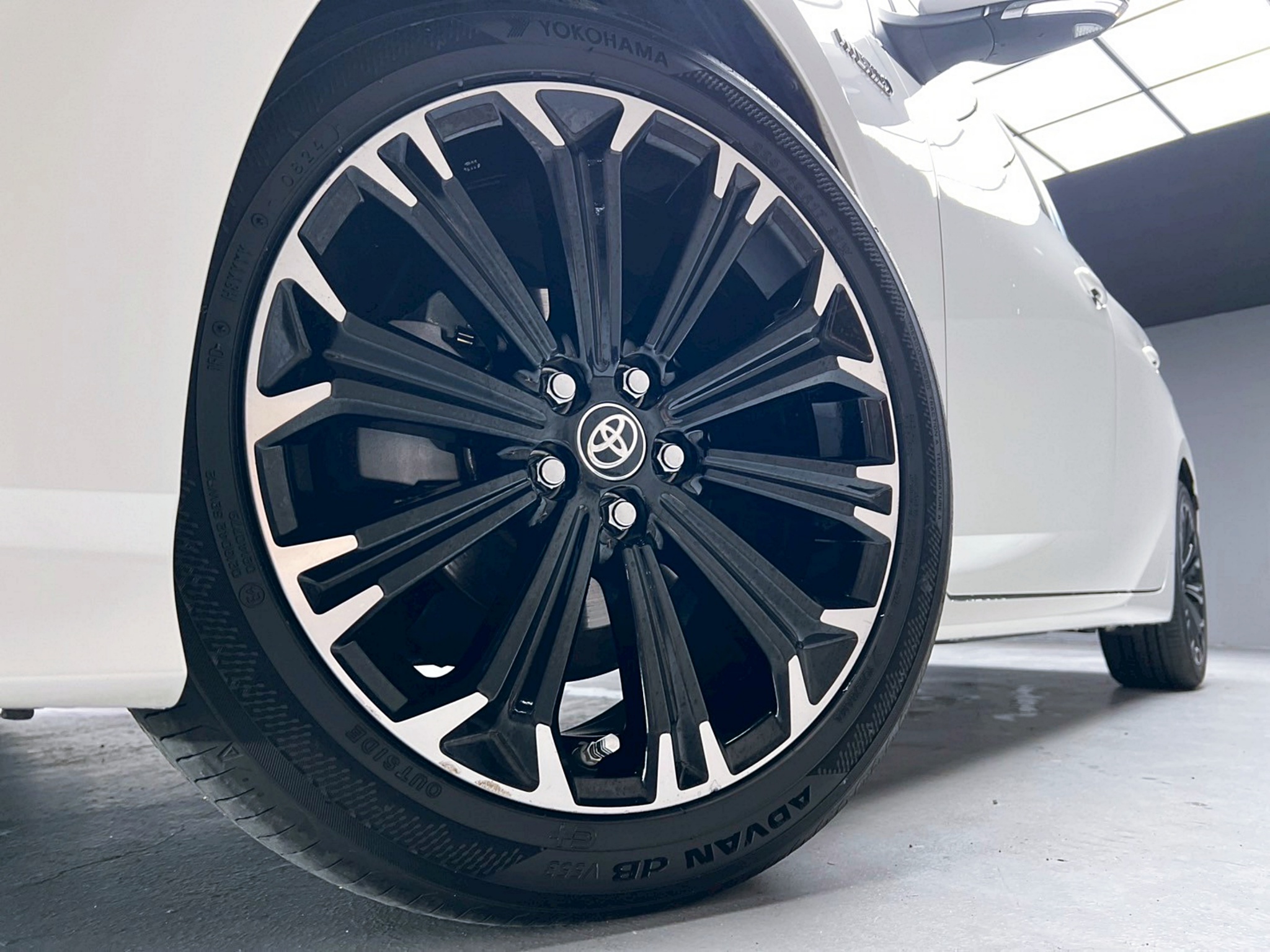 可回原廠 2019/20 Toyota Prius Hybrid『小李經理』元禾國際車業/特價中/一鍵就到  第14張相片