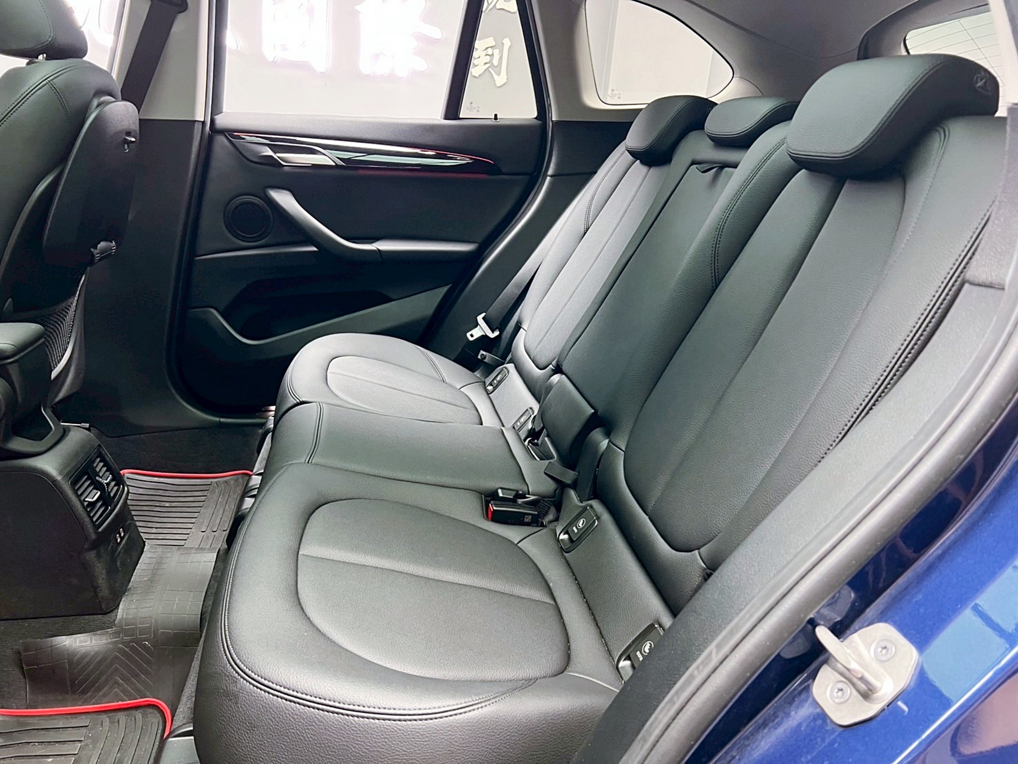 可回原廠 2021 BMW X1 sDrive18i Deluxe Edition 豪華版 F48型『小李經理』元禾國際車業/特價中/一鍵就到  第11張相片