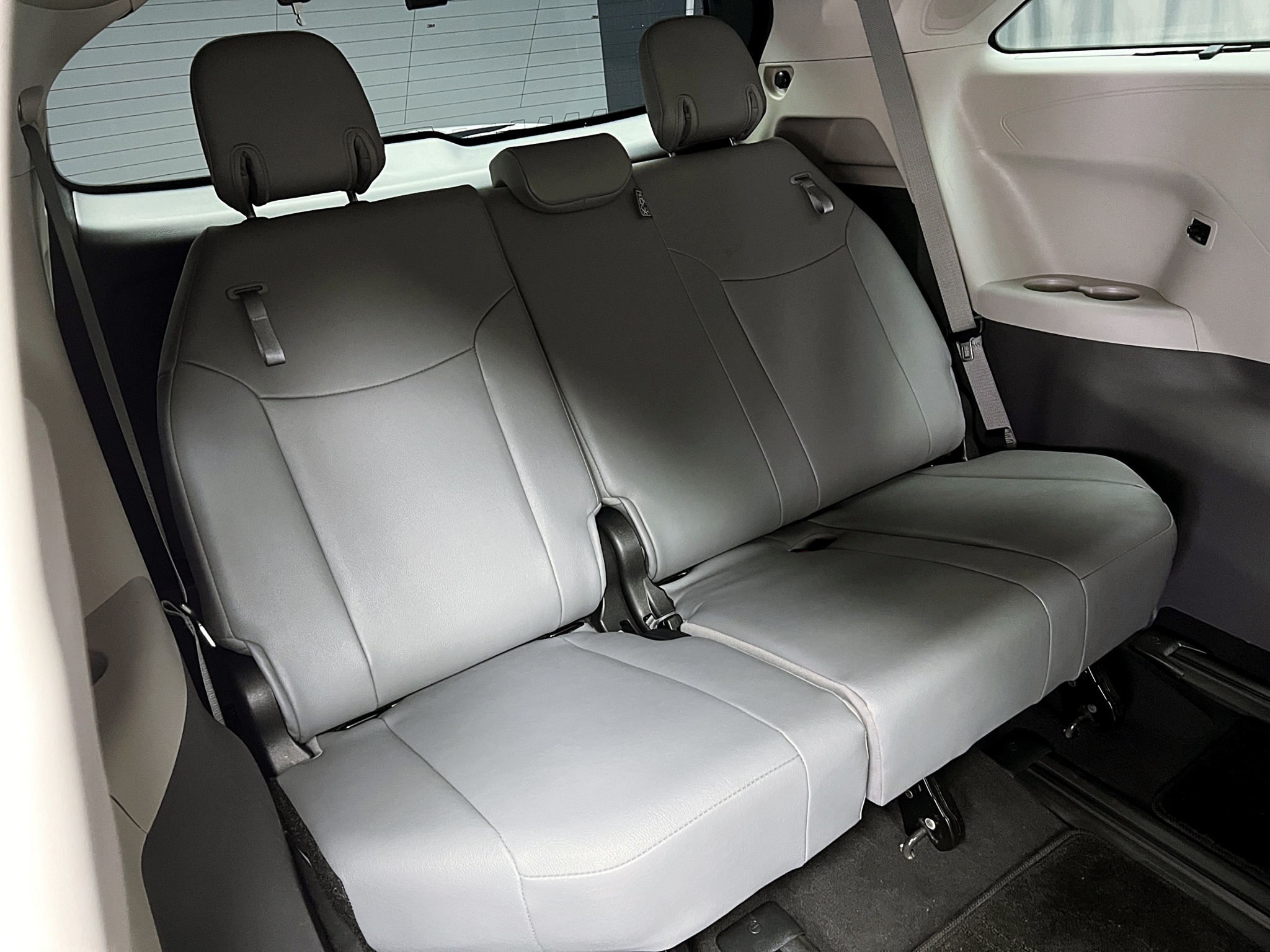 可回原廠 2021 Toyota Sienna Hybrid 七人座鉑金版『小李經理』元禾國際車業/特價中/一鍵就到  第12張相片