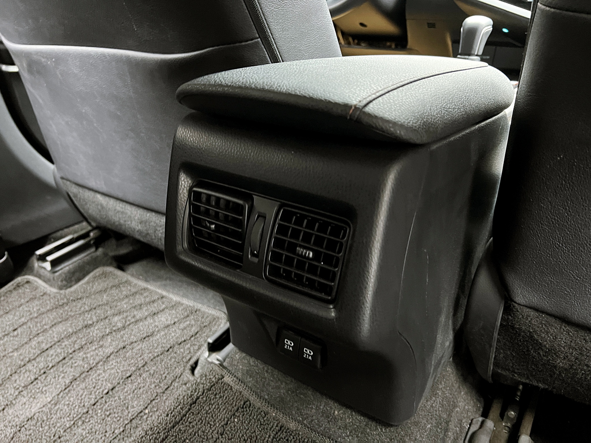 可回原廠 2020 Toyota Camry 豪華版『小李經理』元禾國際車業/特價中/一鍵就到  第11張相片