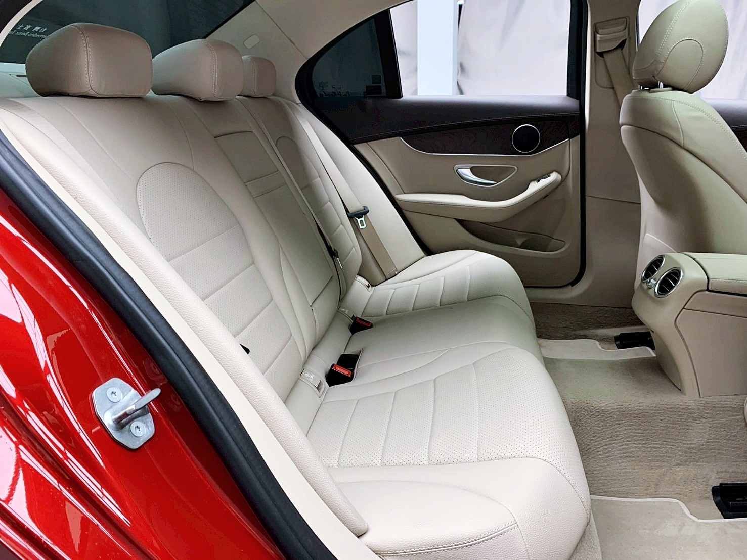 可回原廠 2017/18 Benz C200 Sedan Exclusive W205型『小李經理』元禾國際車業/特價中/一鍵就到  第12張相片
