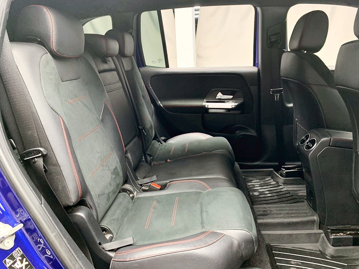 可回原廠 2021 Benz GLB200 AMG X247型『小李經理』元禾國際車業/特價中/一鍵就到  第10張相片