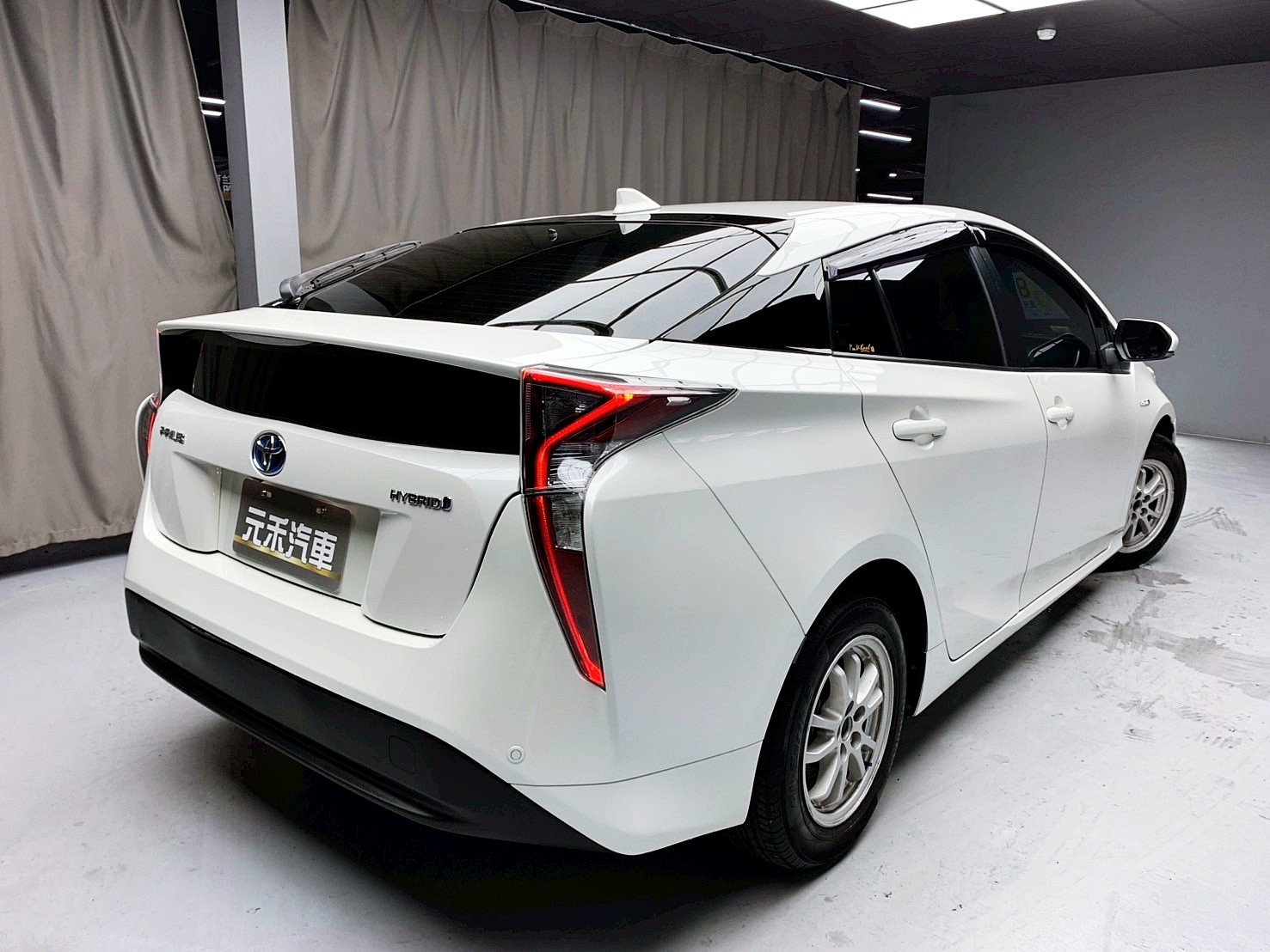 可回原廠 2017 Toyota Prius Hybrid『小李經理』元禾國際車業/特價中/一鍵就到  第19張相片