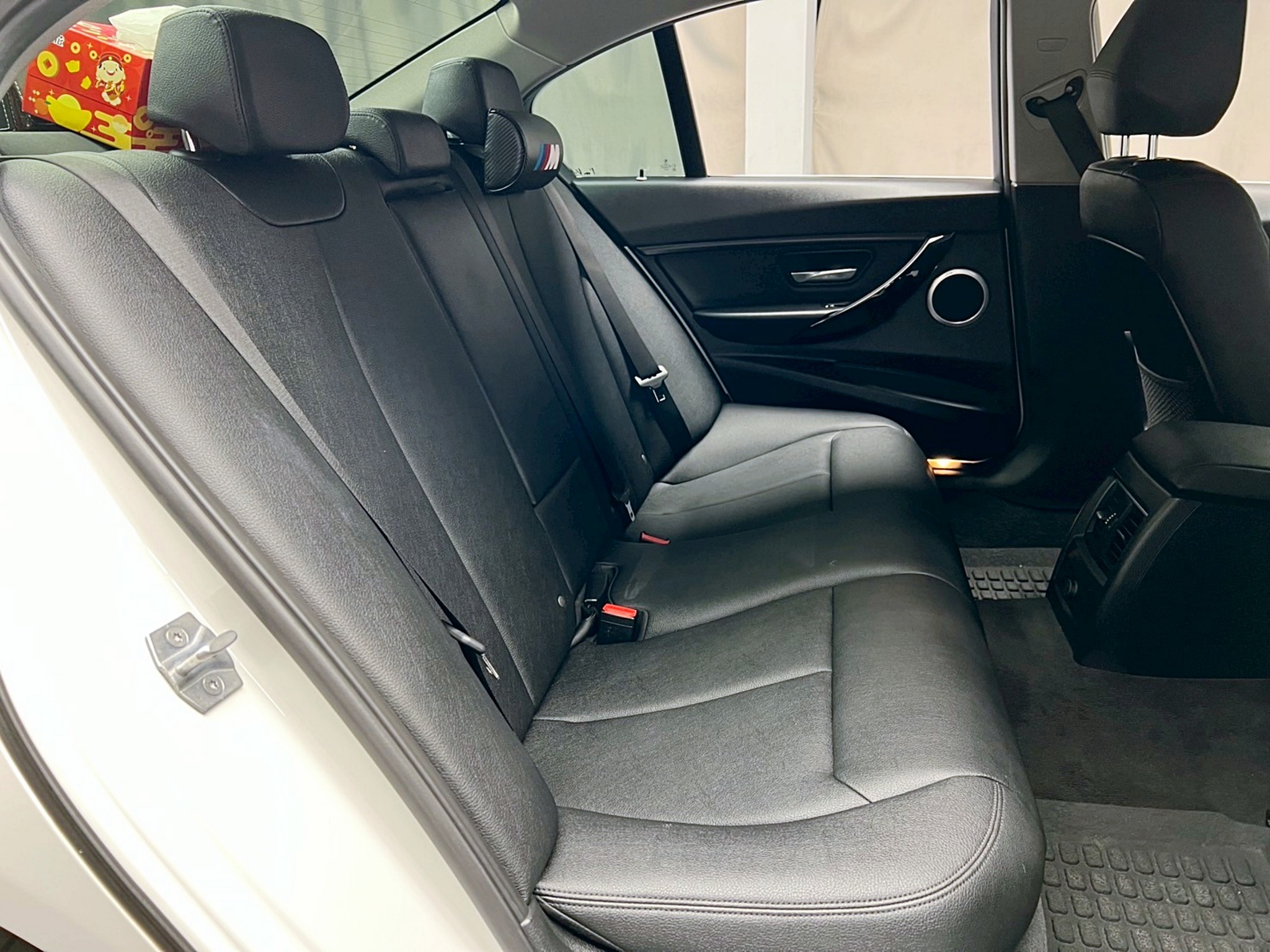 可回原廠 2017 BMW 318i Sedan F30型『小李經理』元禾國際車業/特價中/一鍵就到  第12張相片